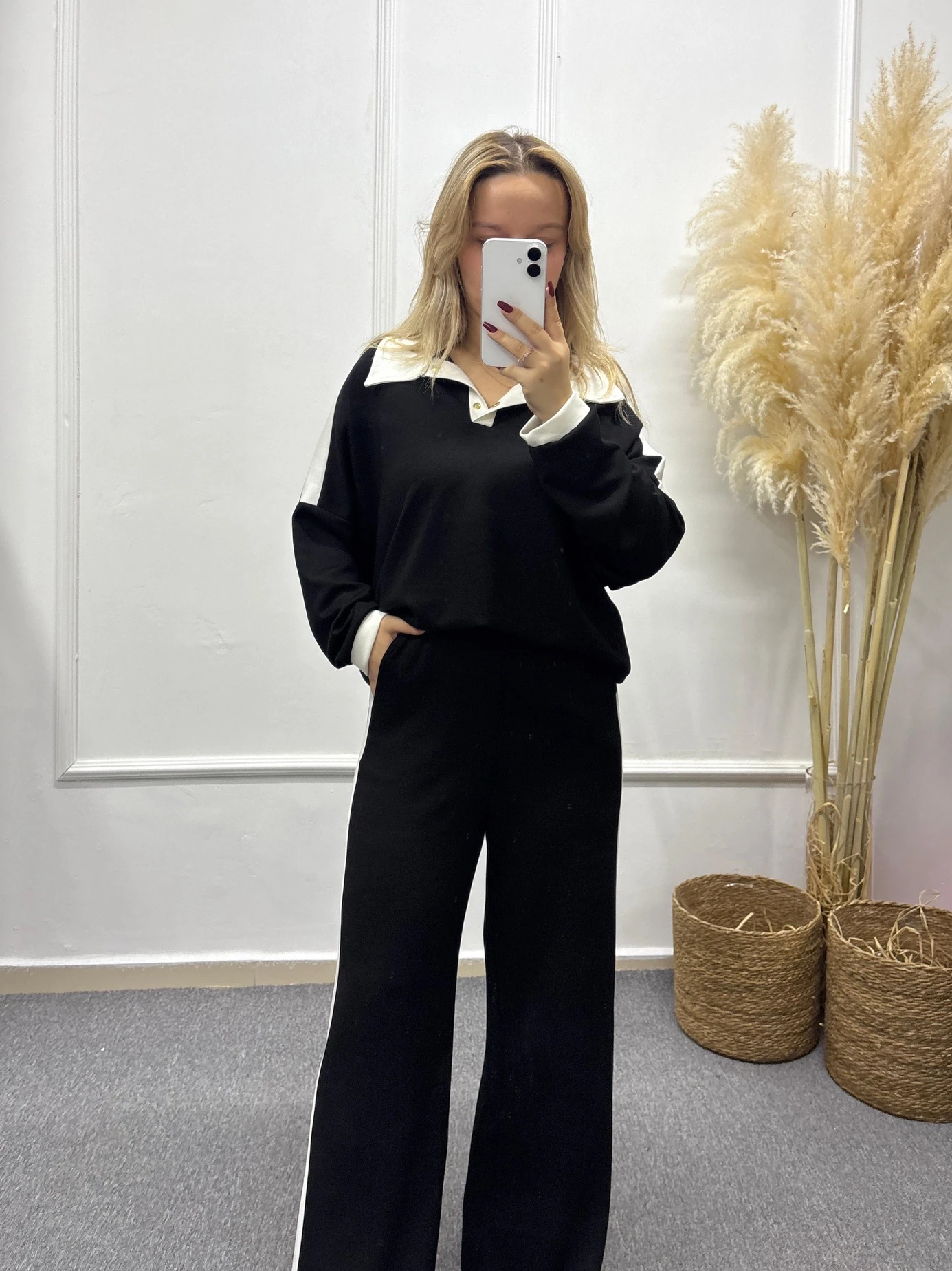 ŞERİT DETAYLI MODAL EŞOFMAN TAKIMI