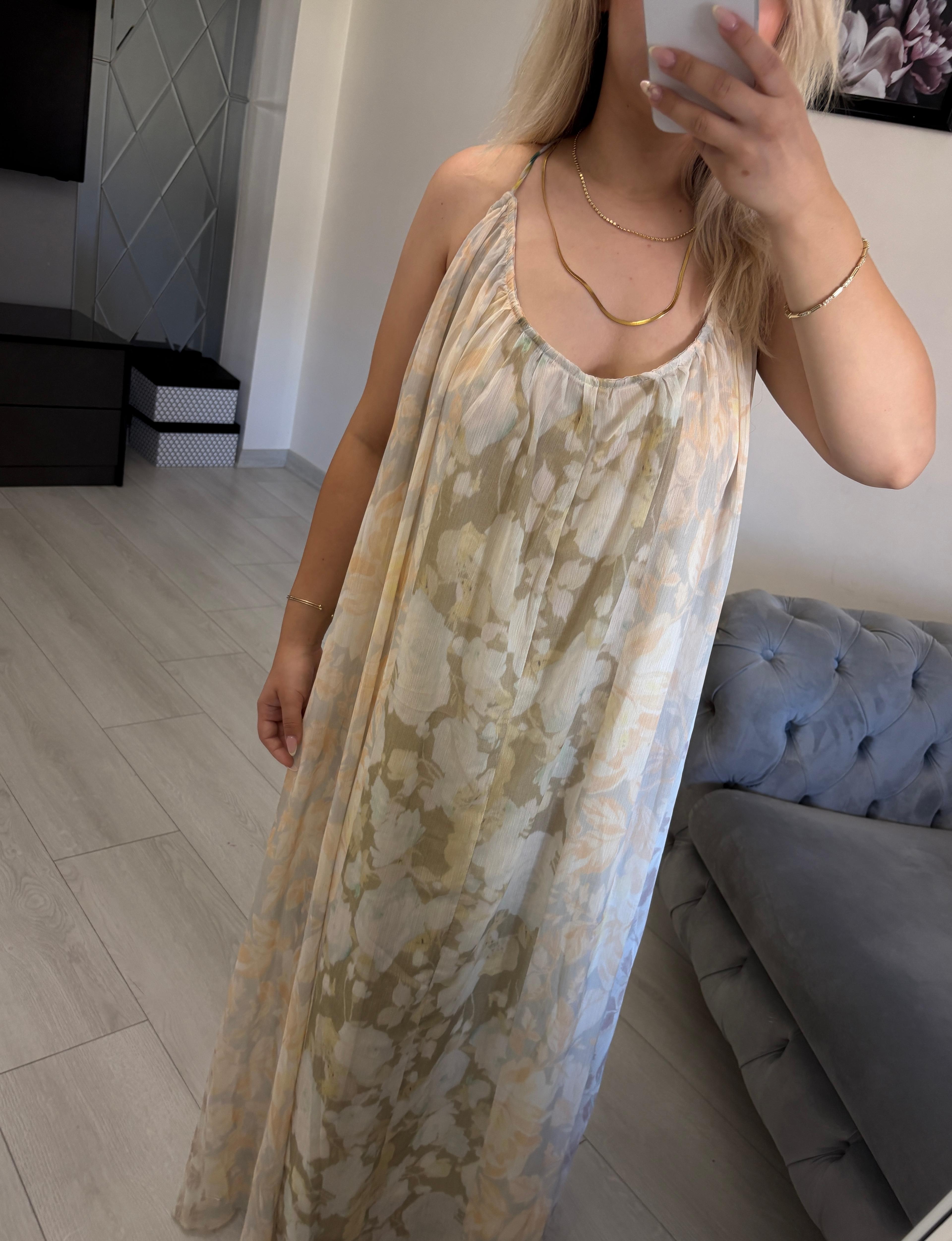 ASKILI ÇİÇEK DESENLİ DÖKÜMLÜ ELBİSE 3321