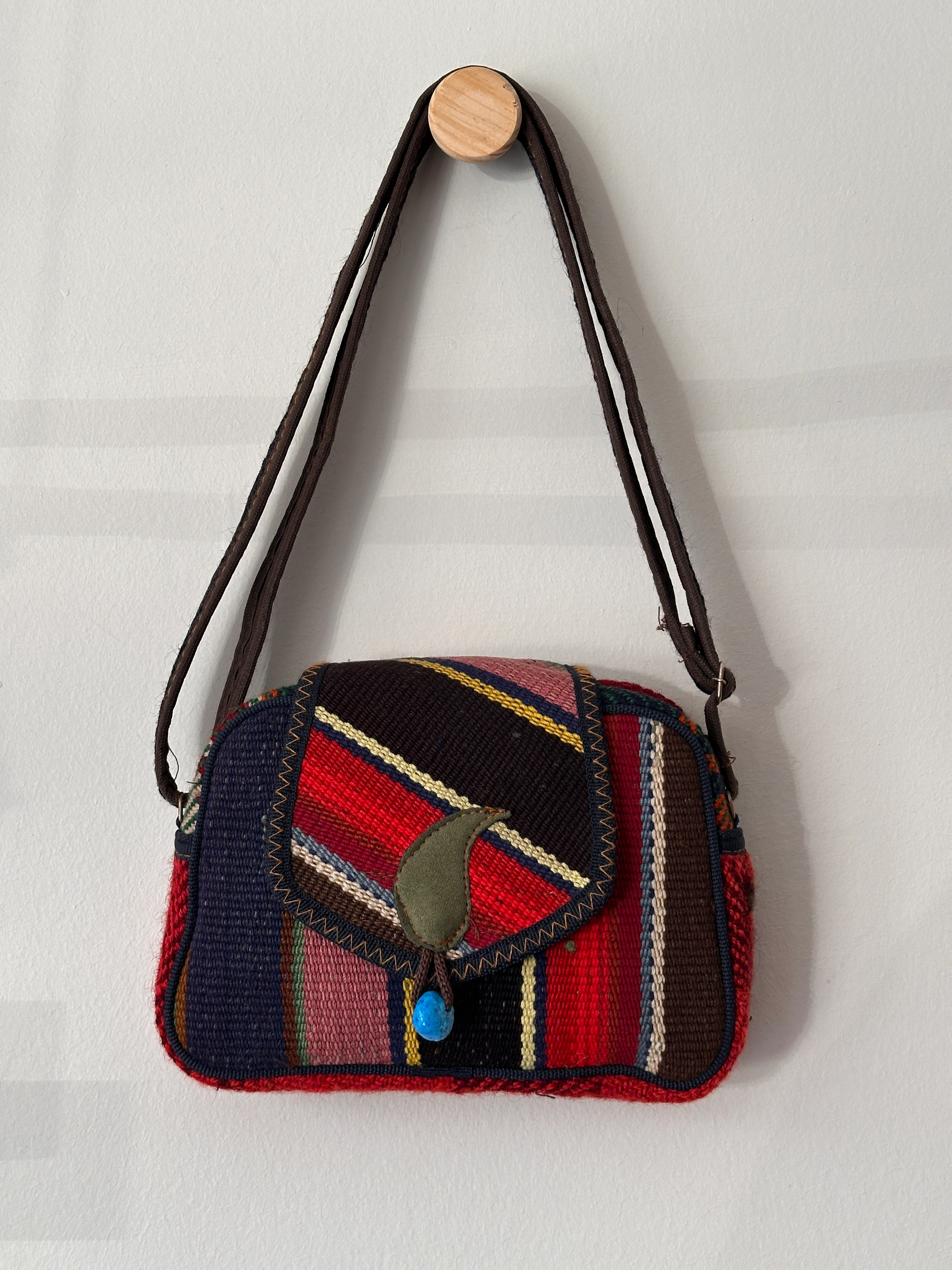 Askılı Kilim Desenli Çanta - Kırmızı