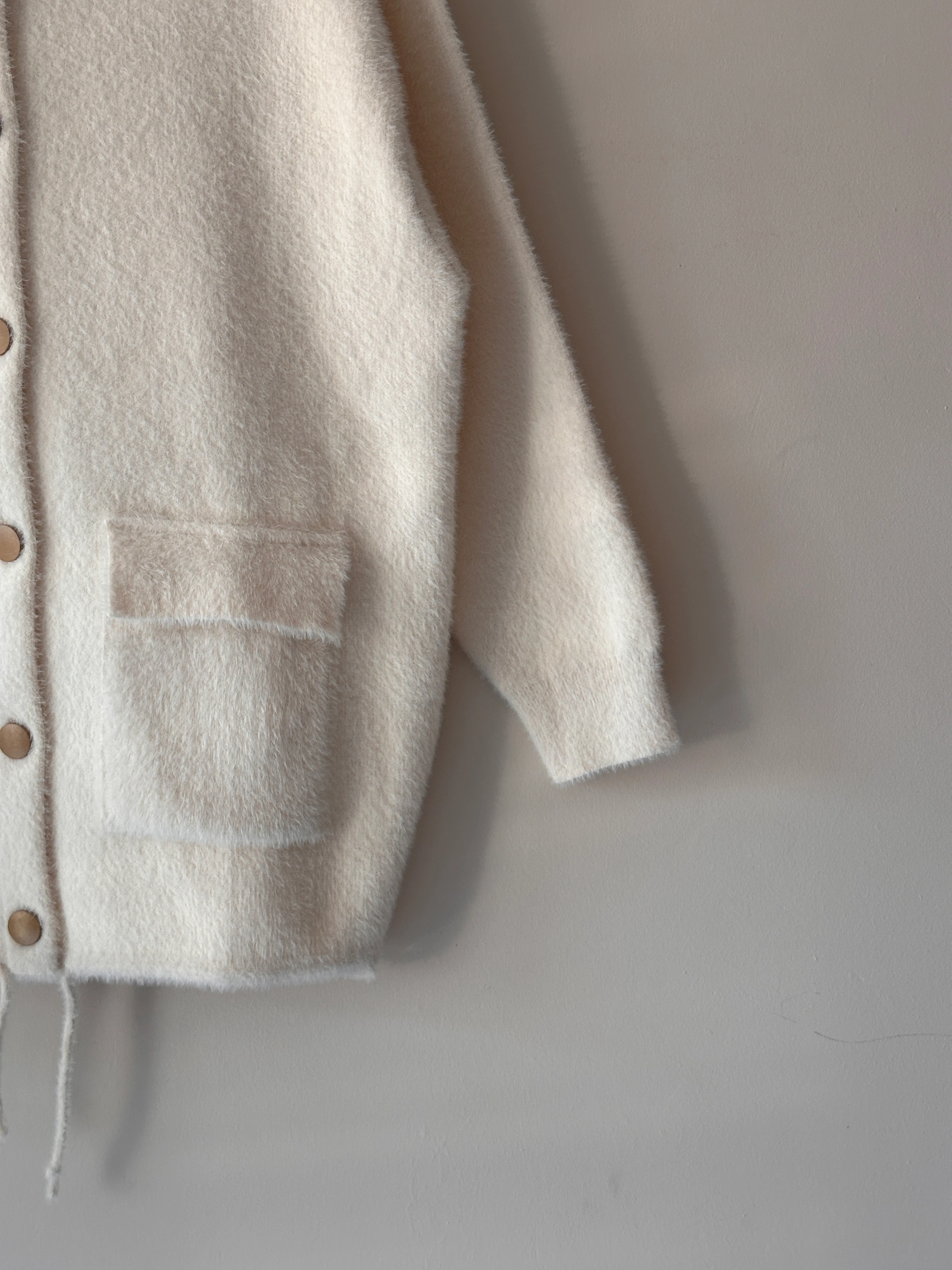 Düğmeli Biyeli Kapüşonlu Angora Hoodie