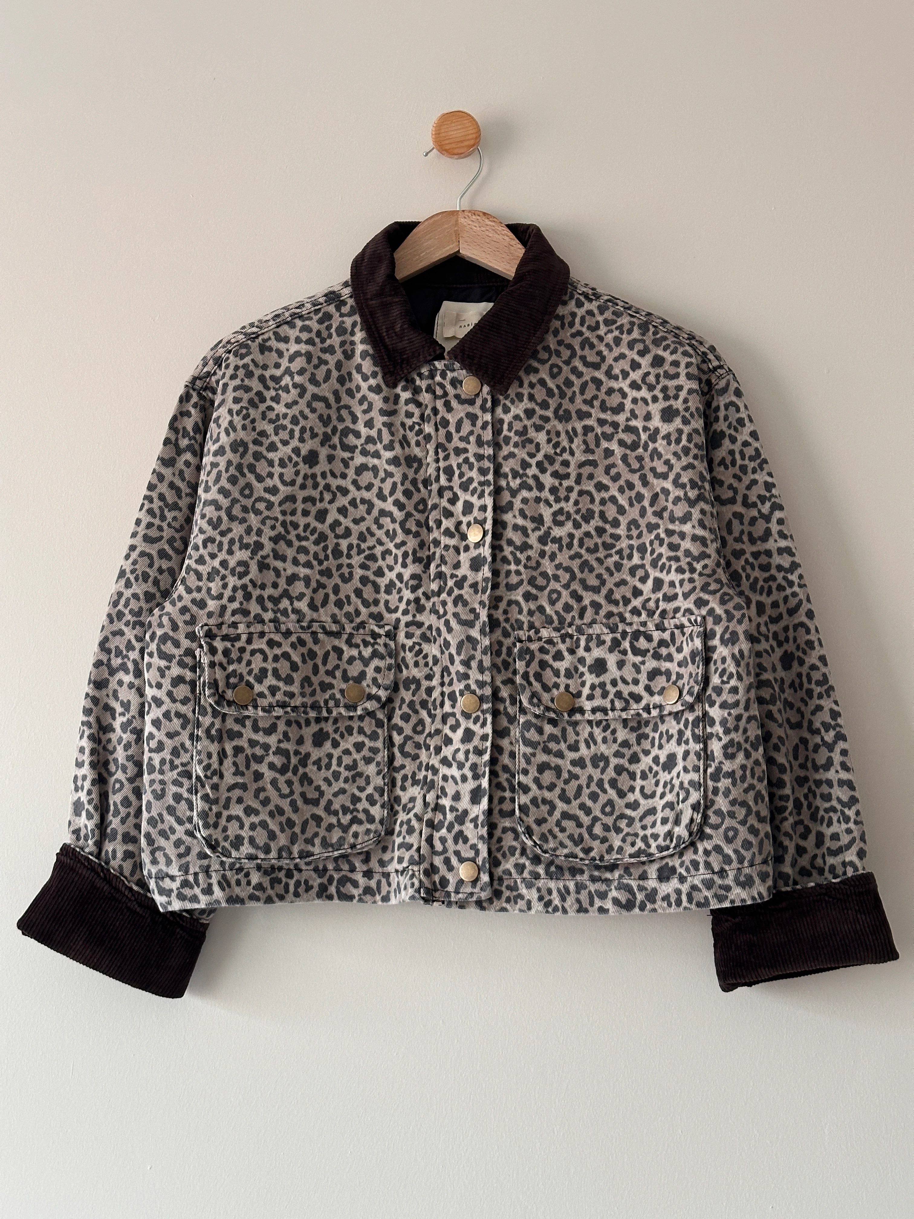 Leopar Desenli Kadife Yaka Gabardin Mont - Siyah