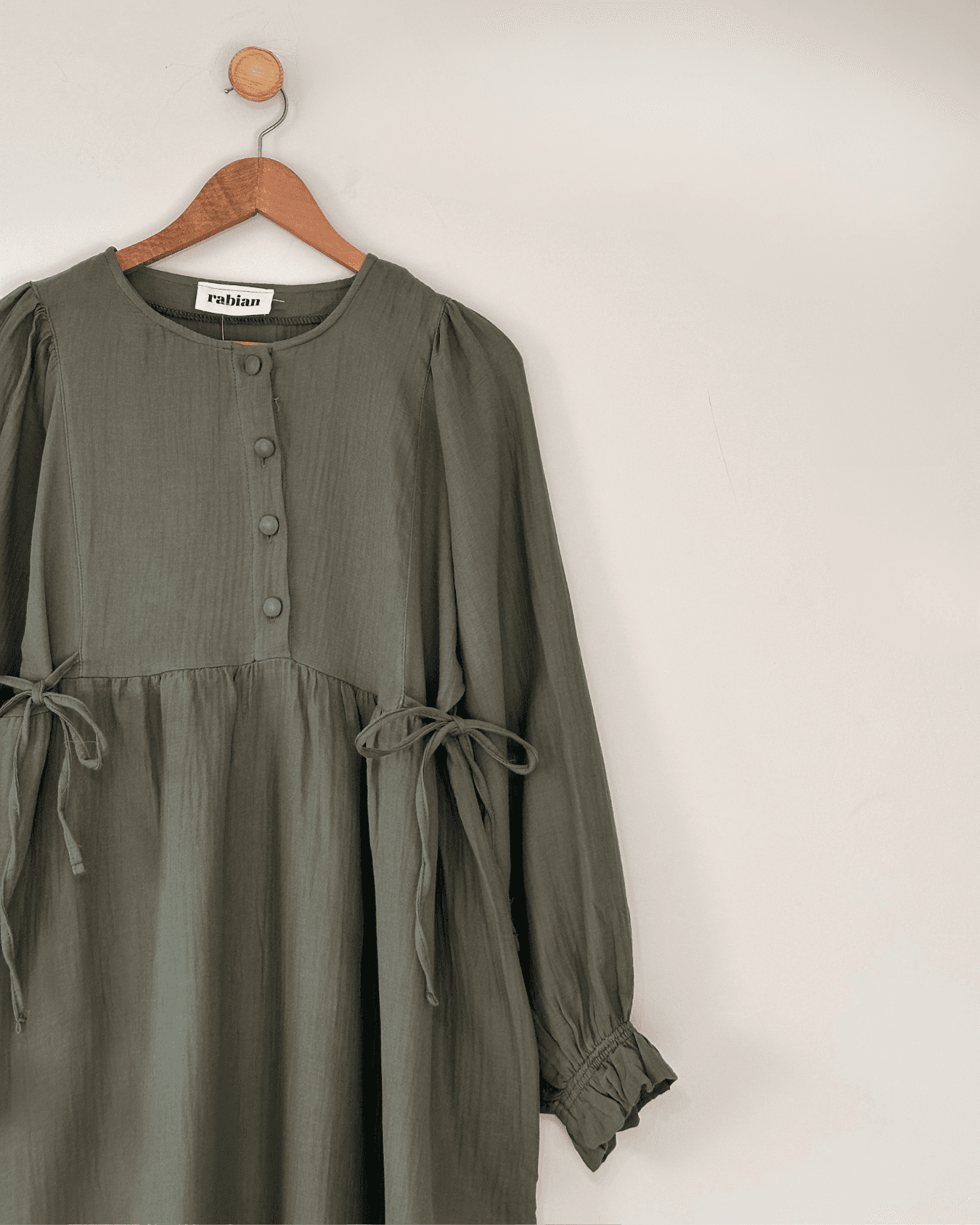 Belden Bağlamalı Müslin Oversize Elbise – Hafif ve Rahat Şıklık - Haki