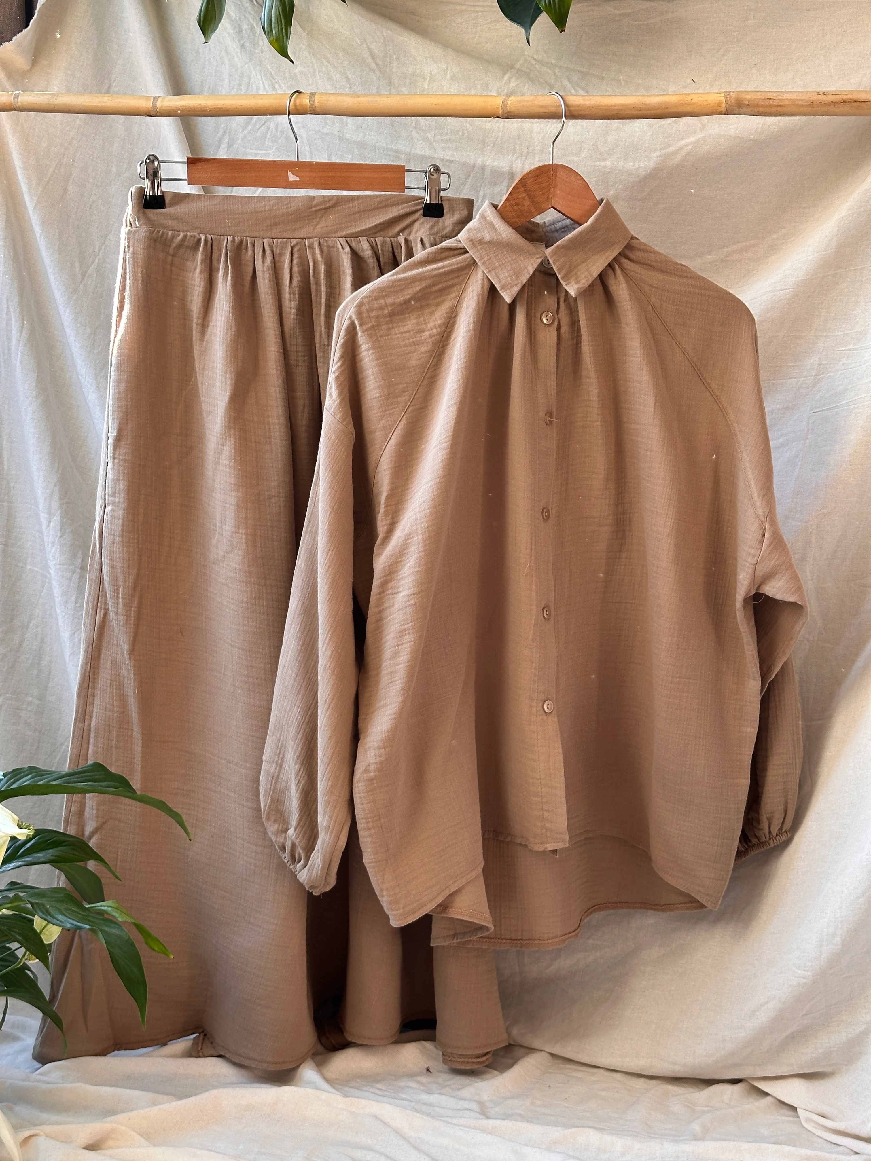 Etekli ve Gömlekli Müslin Takım