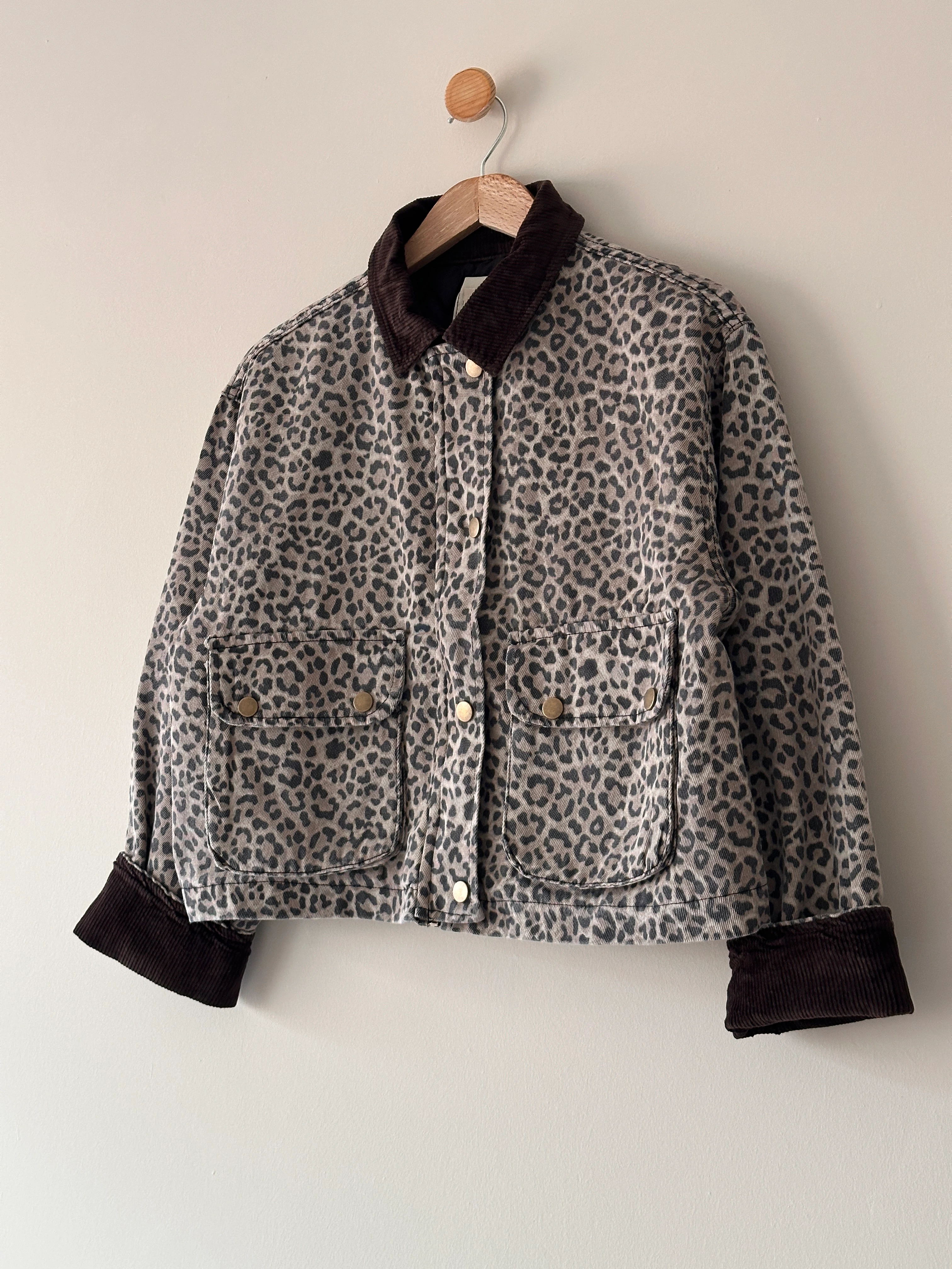 Leopar Desenli Kadife Yaka Gabardin Mont