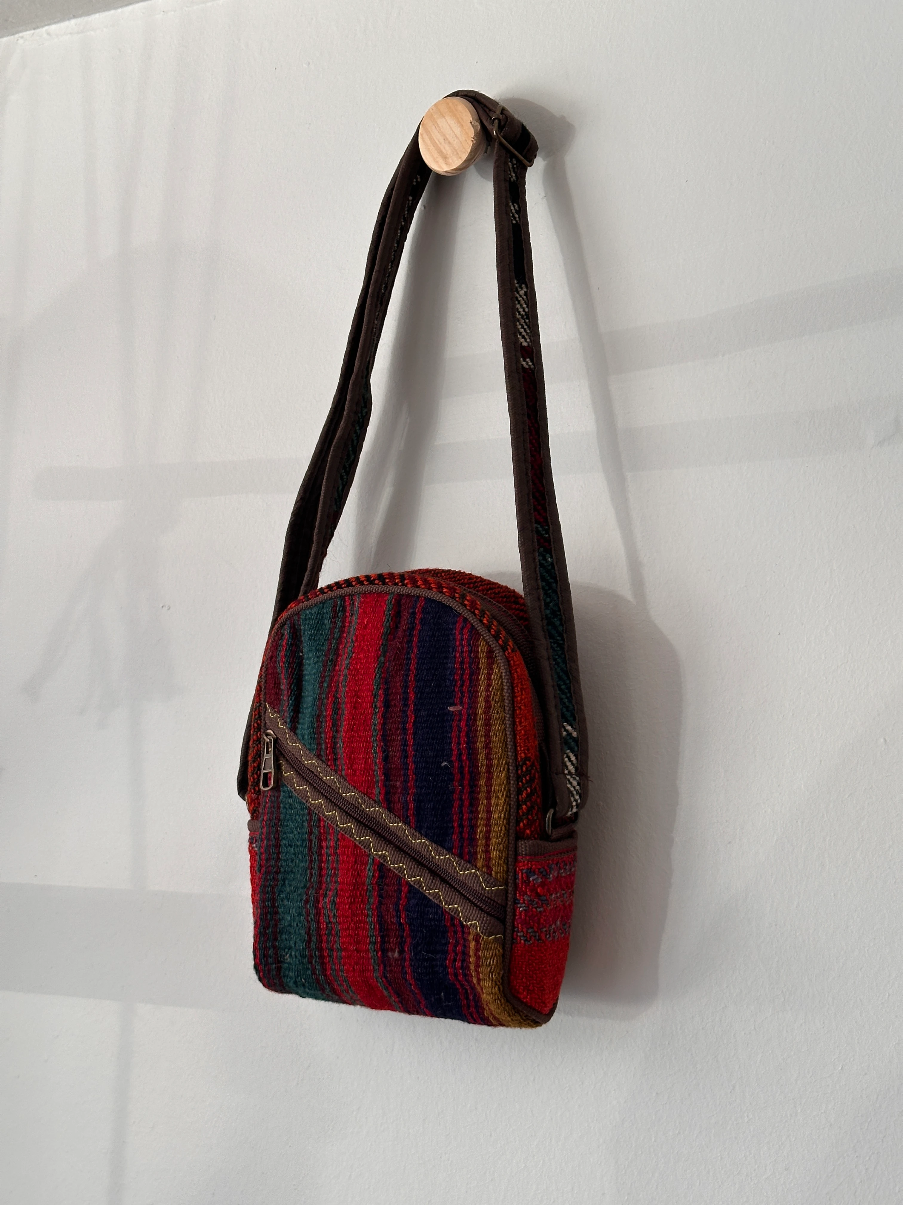 Postacı Kilim Desenli Çanta