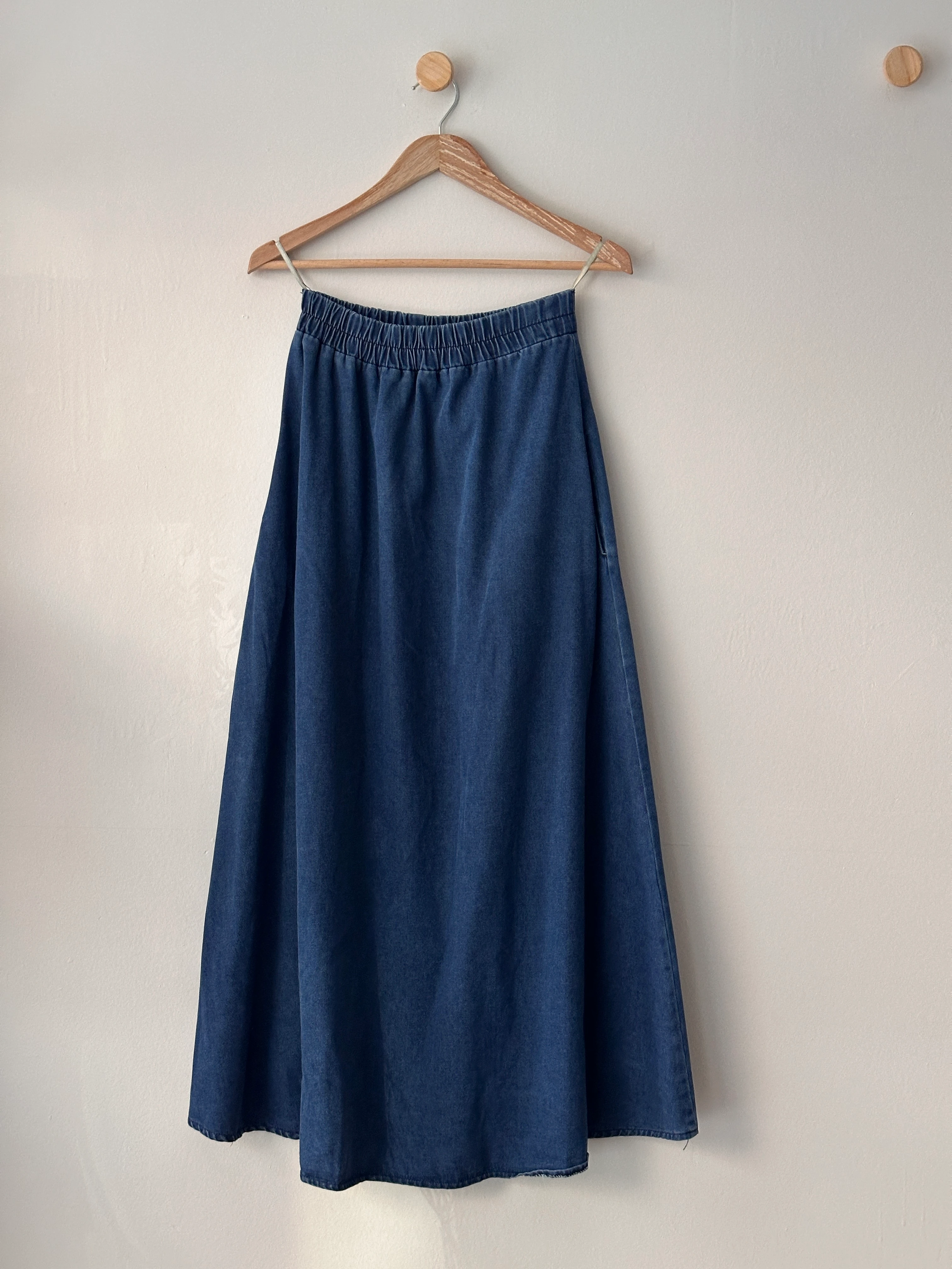 Yarım Kloş ve Cepli Kot Etek - Lacivert