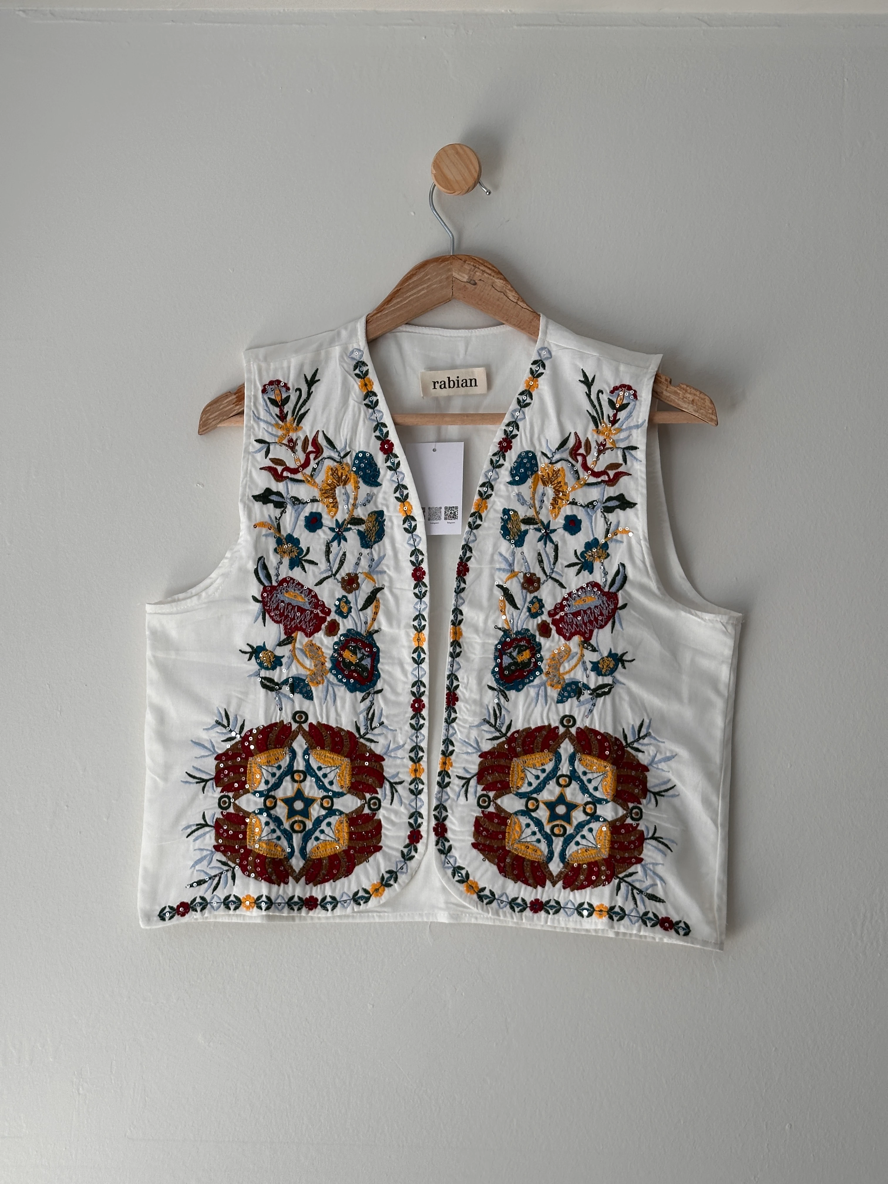 Payetli ve Nakışlı Keten Yelek - Beyaz