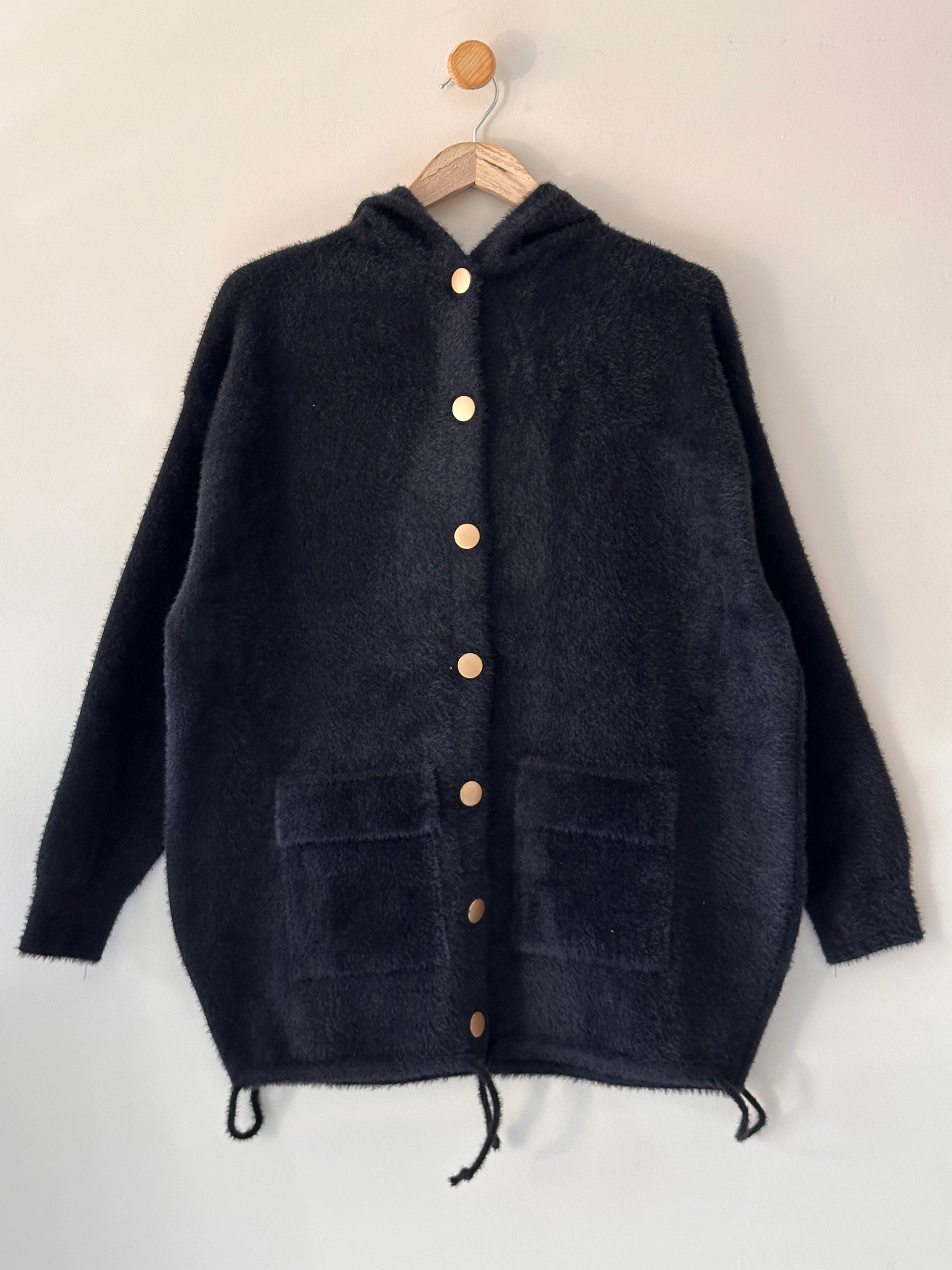 Düğmeli Biyeli Kapüşonlu Angora Hoodie - Siyah