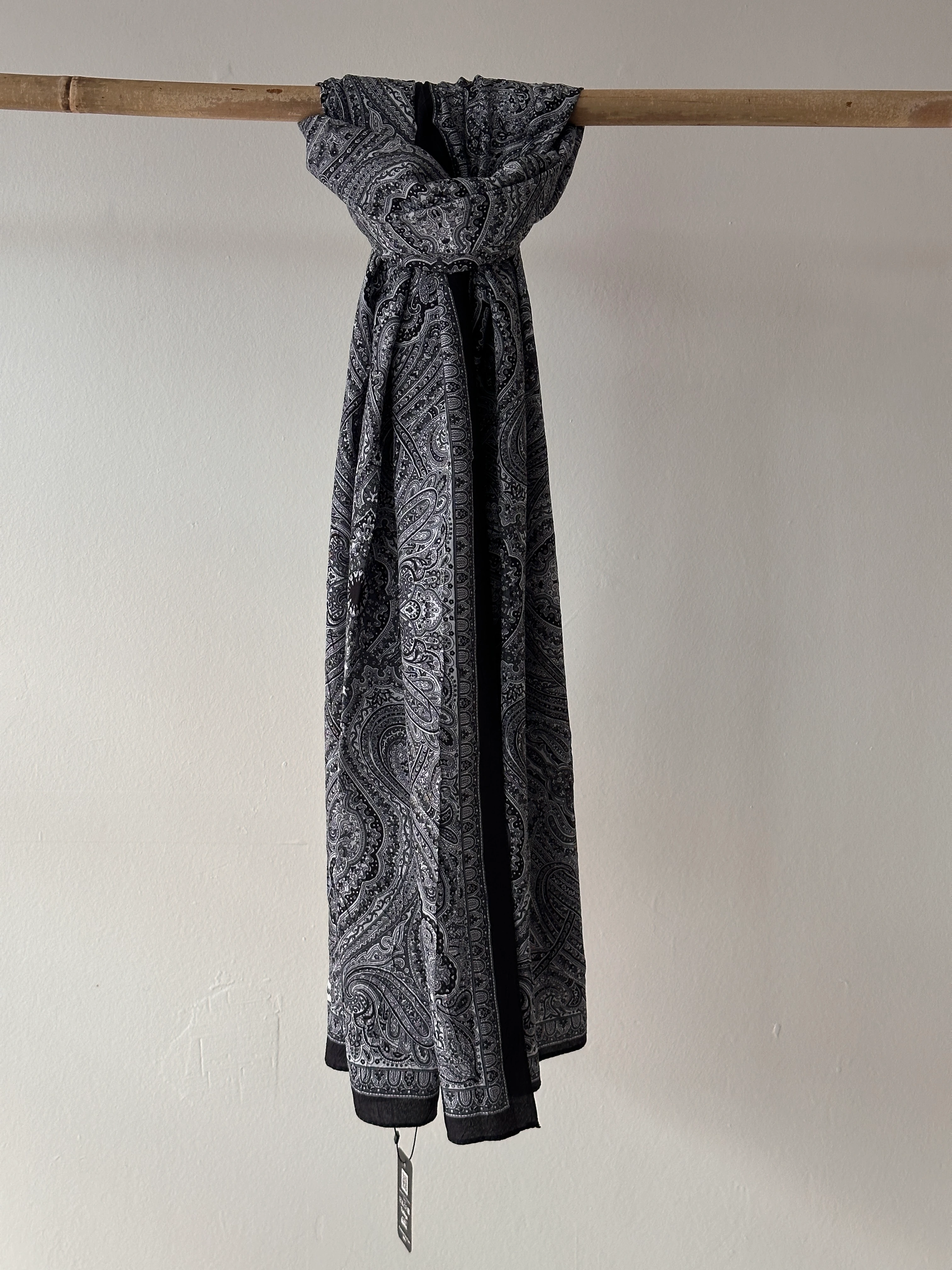 4.Etnik Desen Bambu Kraş Şal