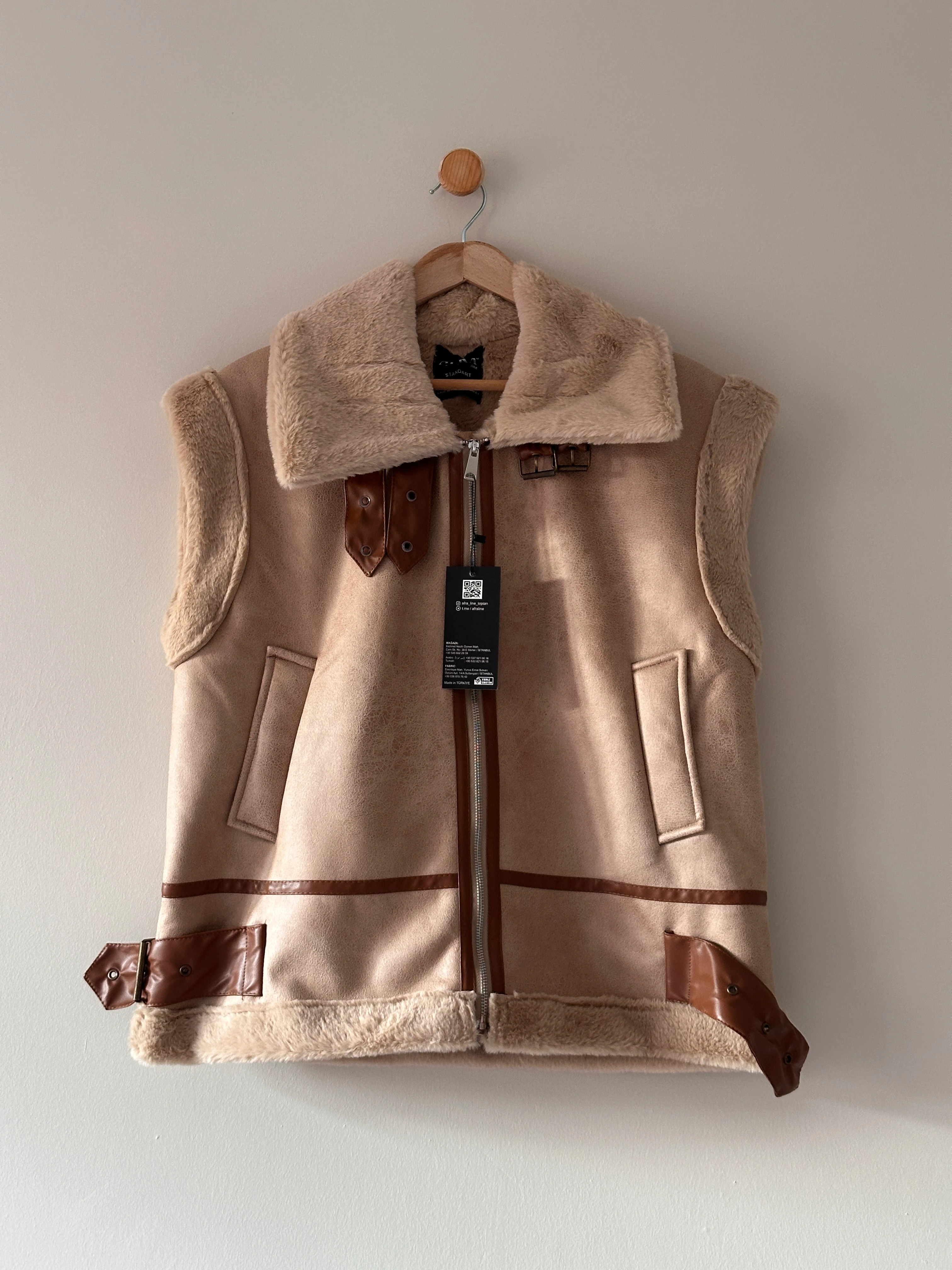 Tokalı Kürklü Yelek - Camel