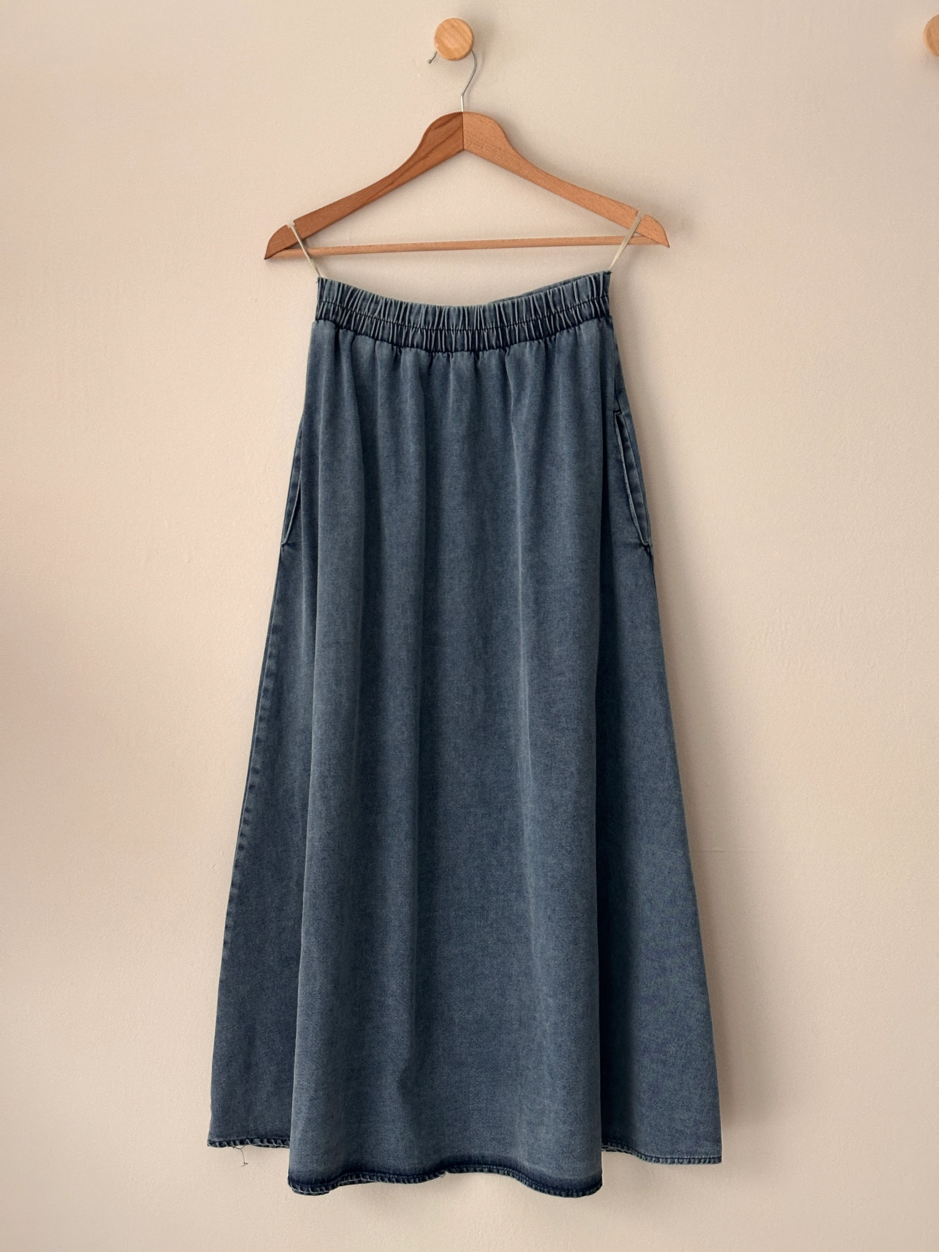 Yarım Kloş ve Cepli Kot Etek - Mavi