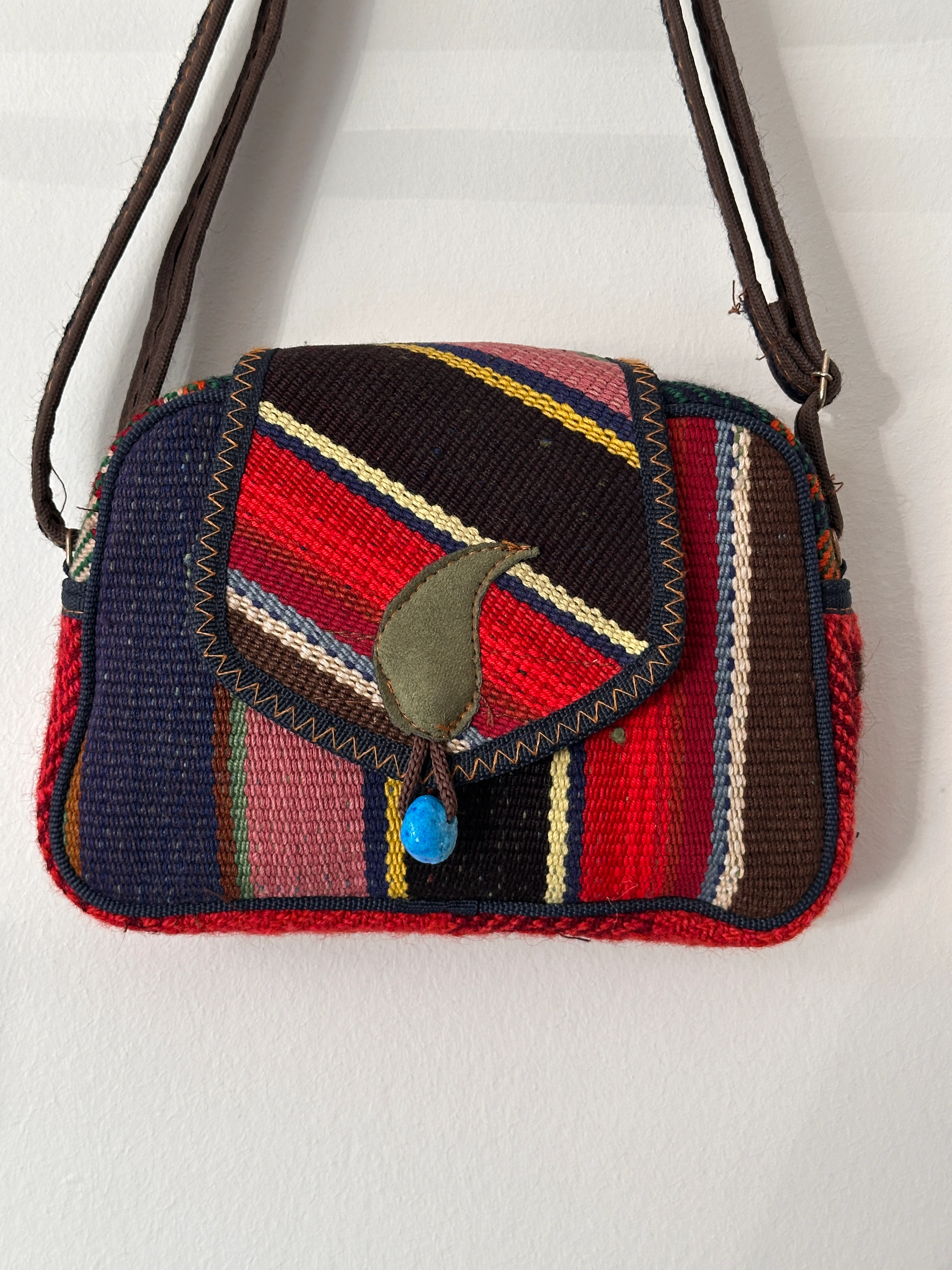 Askılı Kilim Desenli Çanta