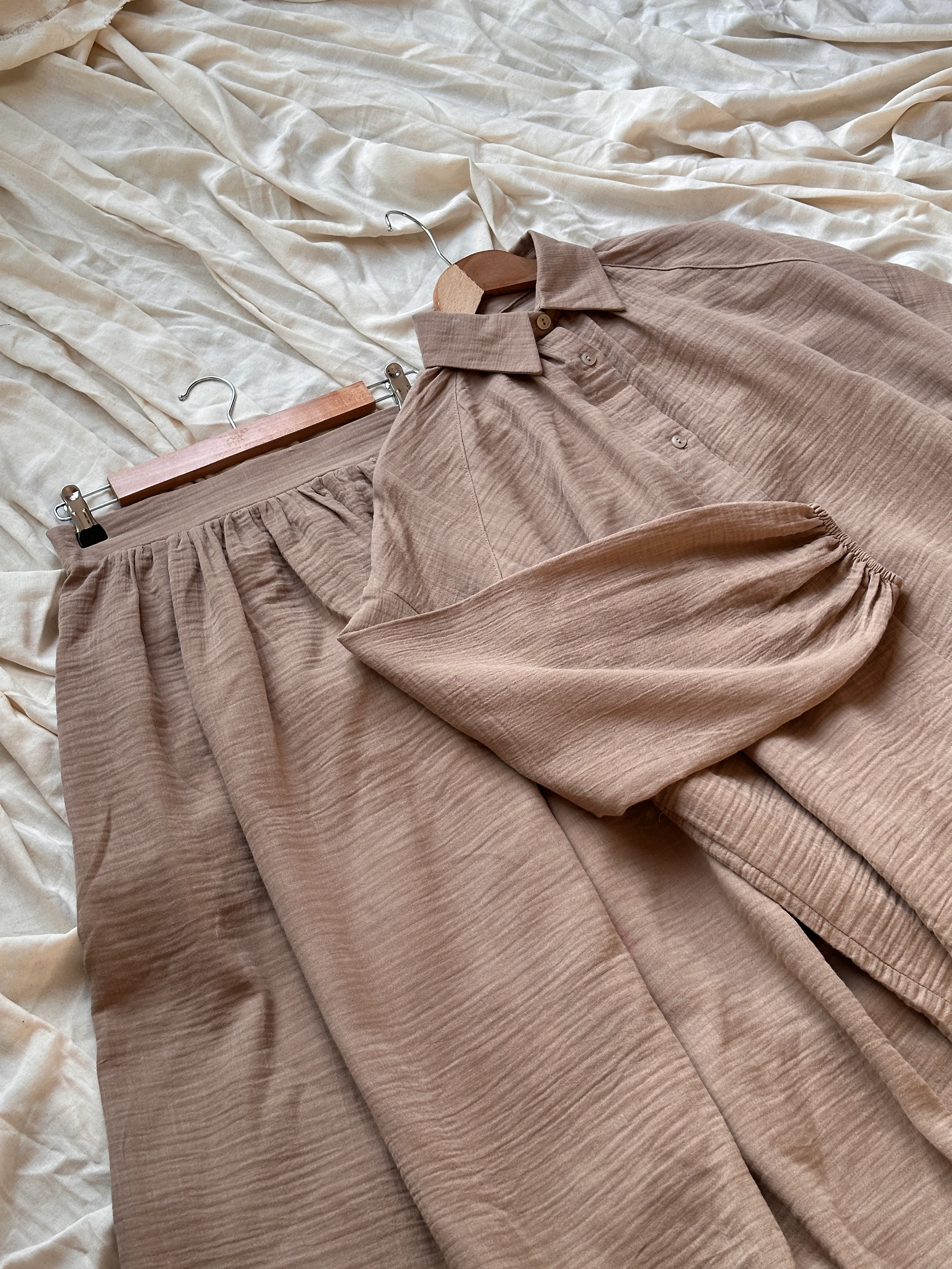 Etekli ve Gömlekli Müslin Takım