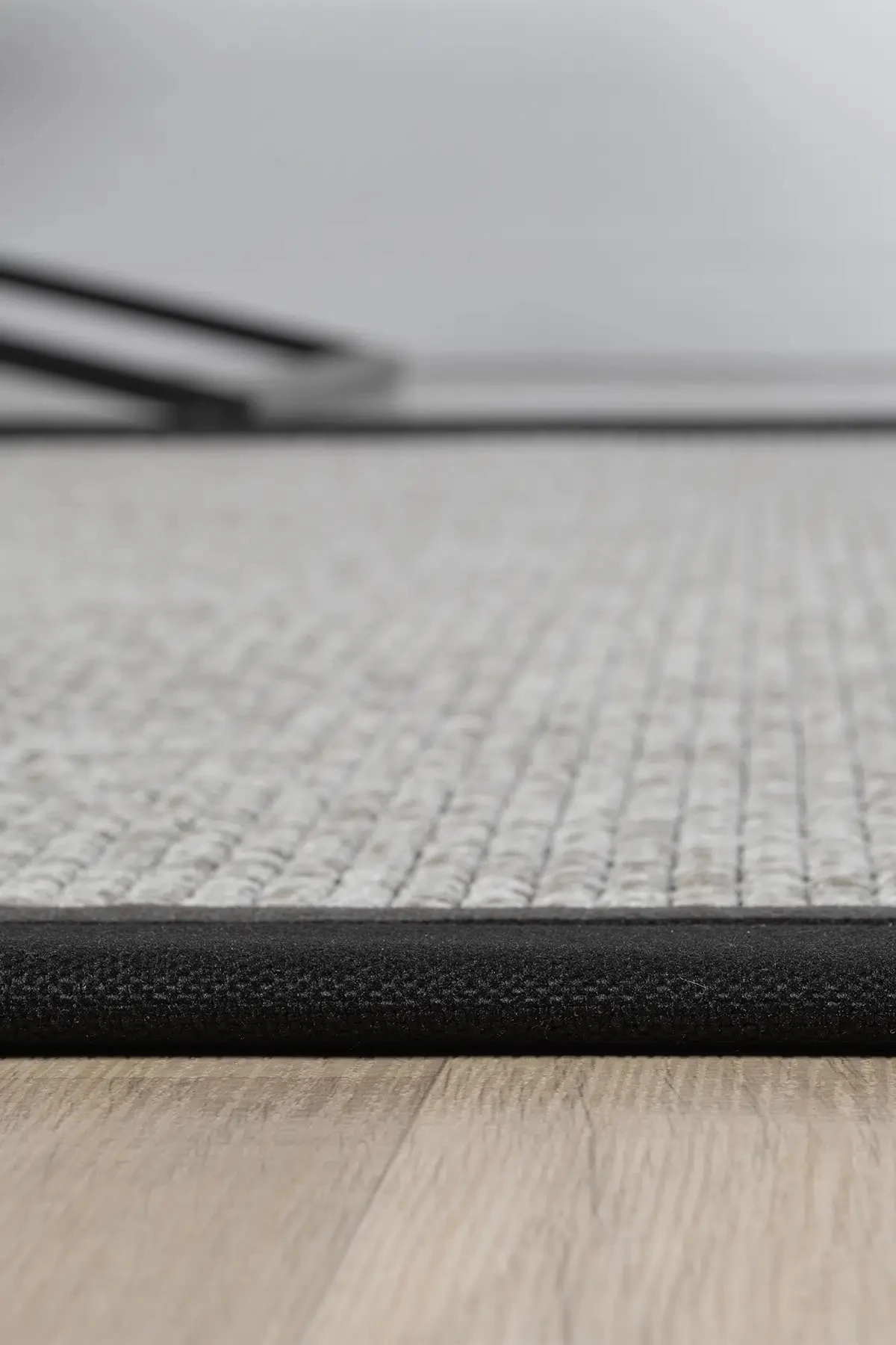 Hanlı halı sisal gri664 antrasit gri bordürlü hasır dokulu kesme halı