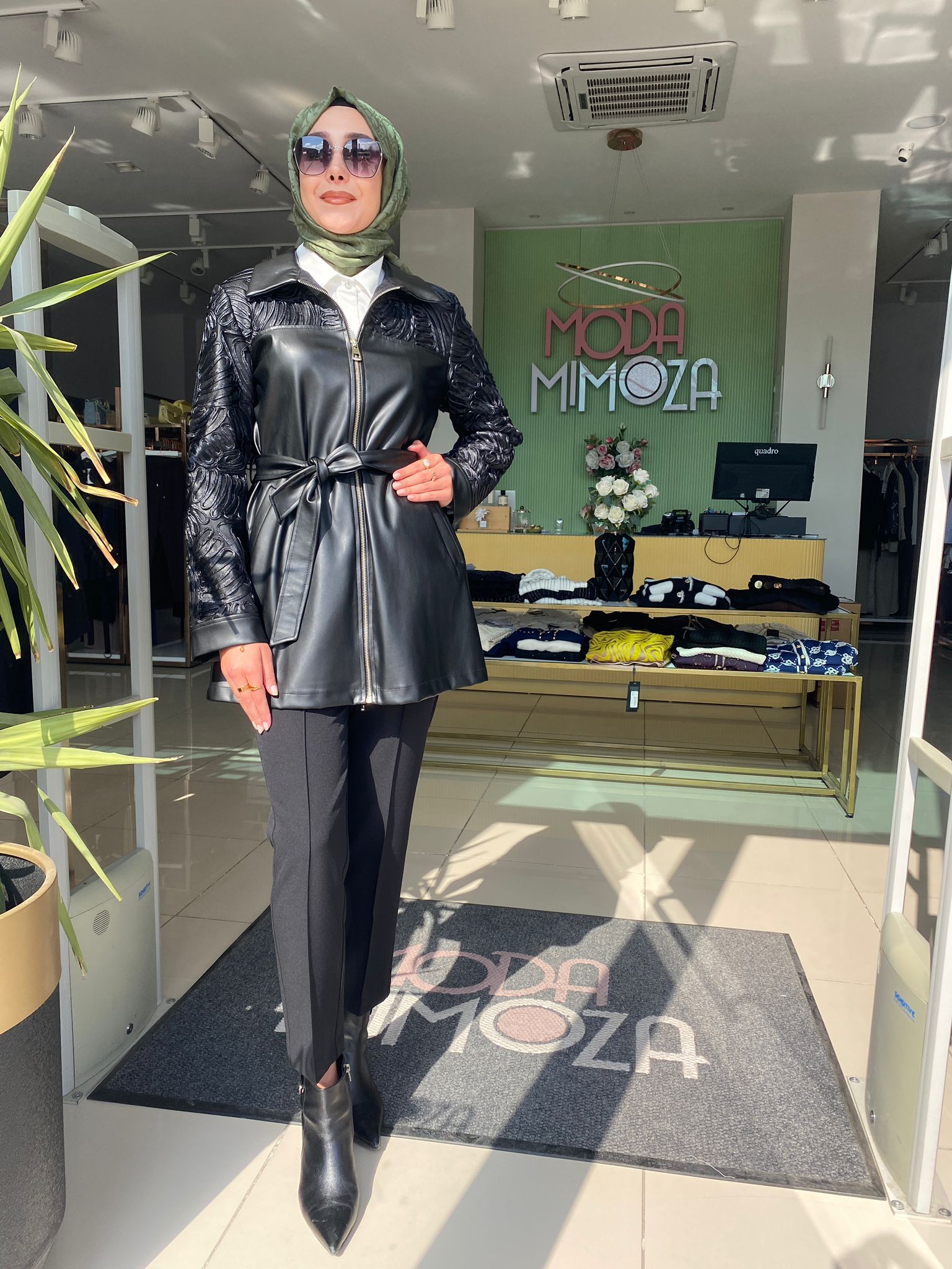 Hale Akkese Deri Ceket