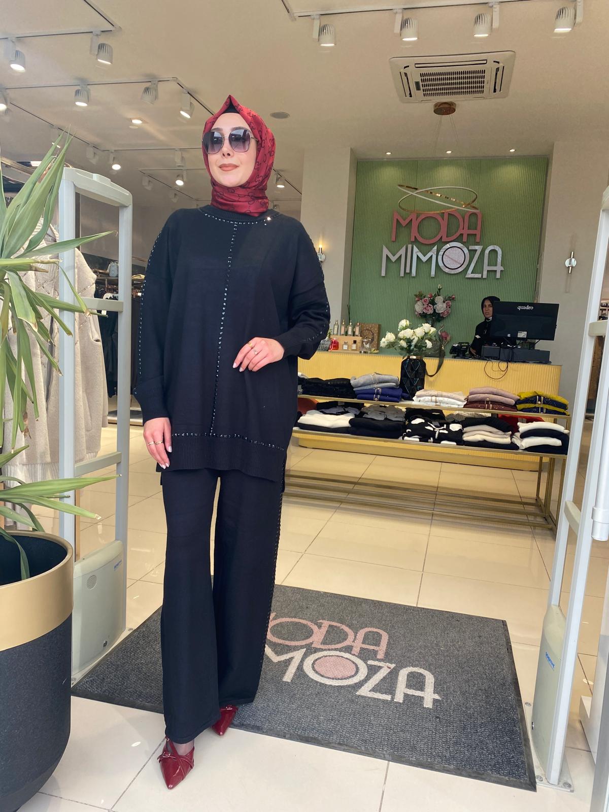 Fuat Gürşen Zımba Detay Triko Takım