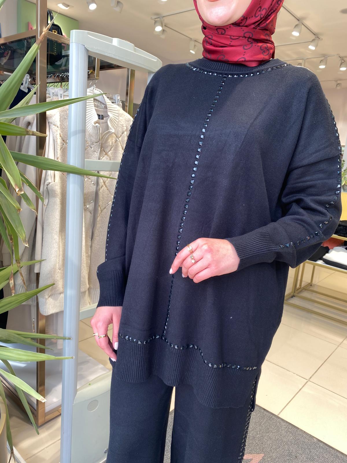 Fuat Gürşen Zımba Detay Triko Takım