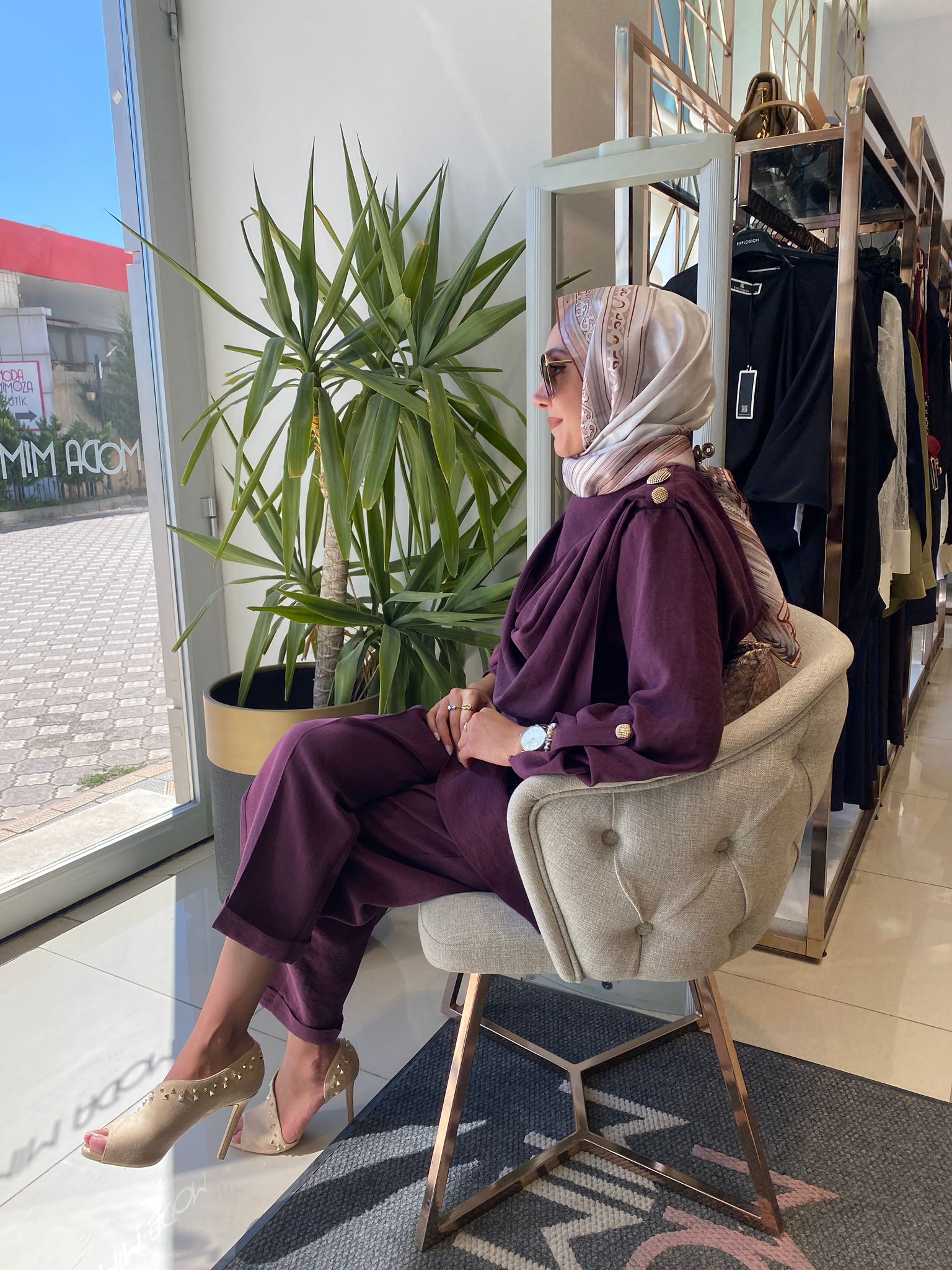 My312 Omzu Düğmeli Takım