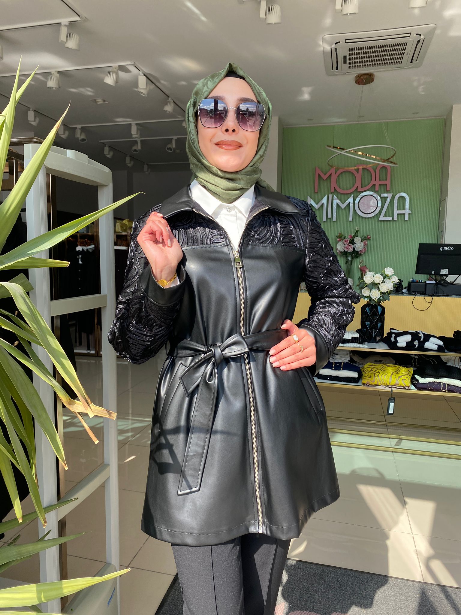 Hale Akkese Deri Ceket