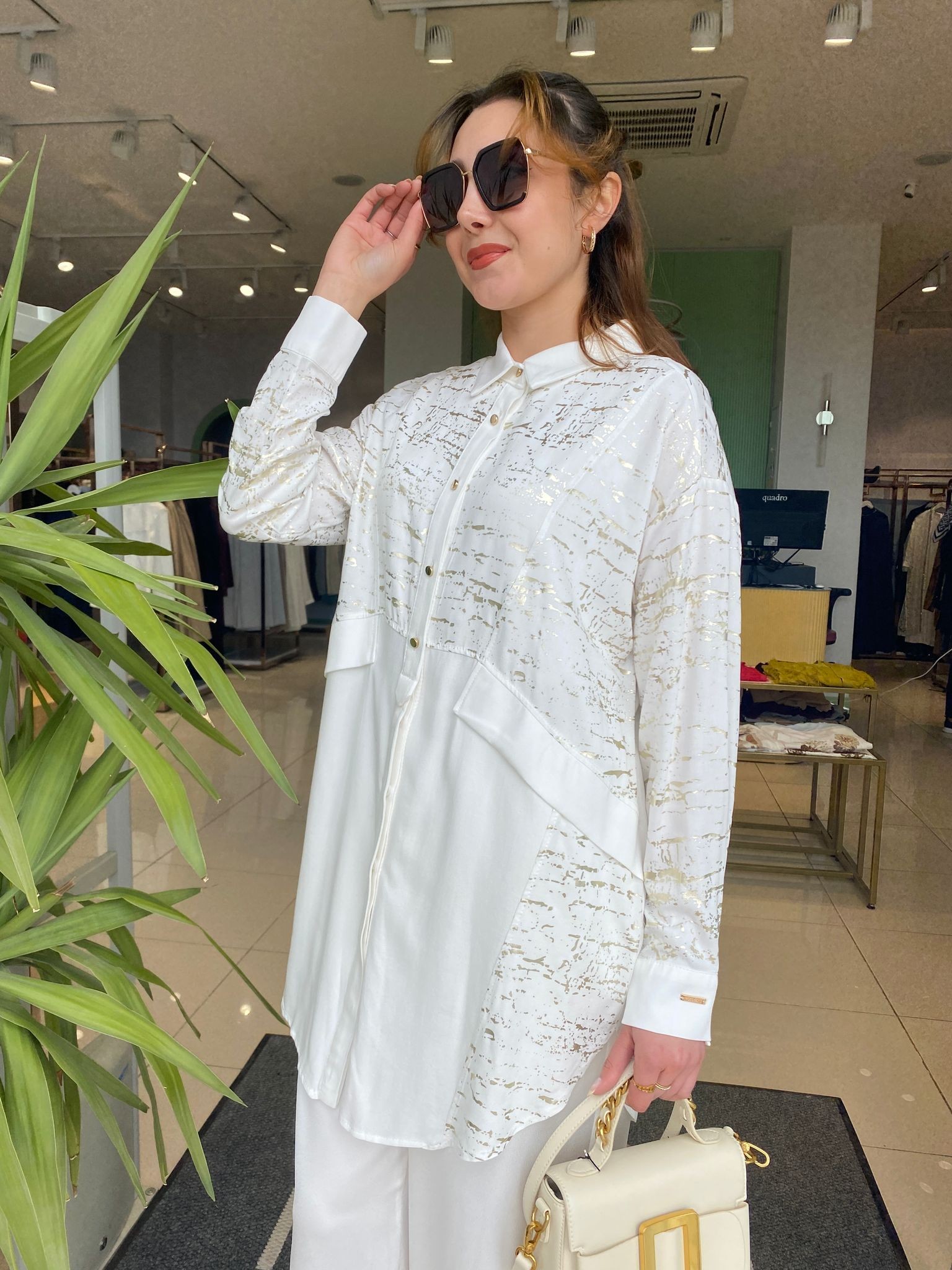 MoodBasic Yaldızlı Gömlek
