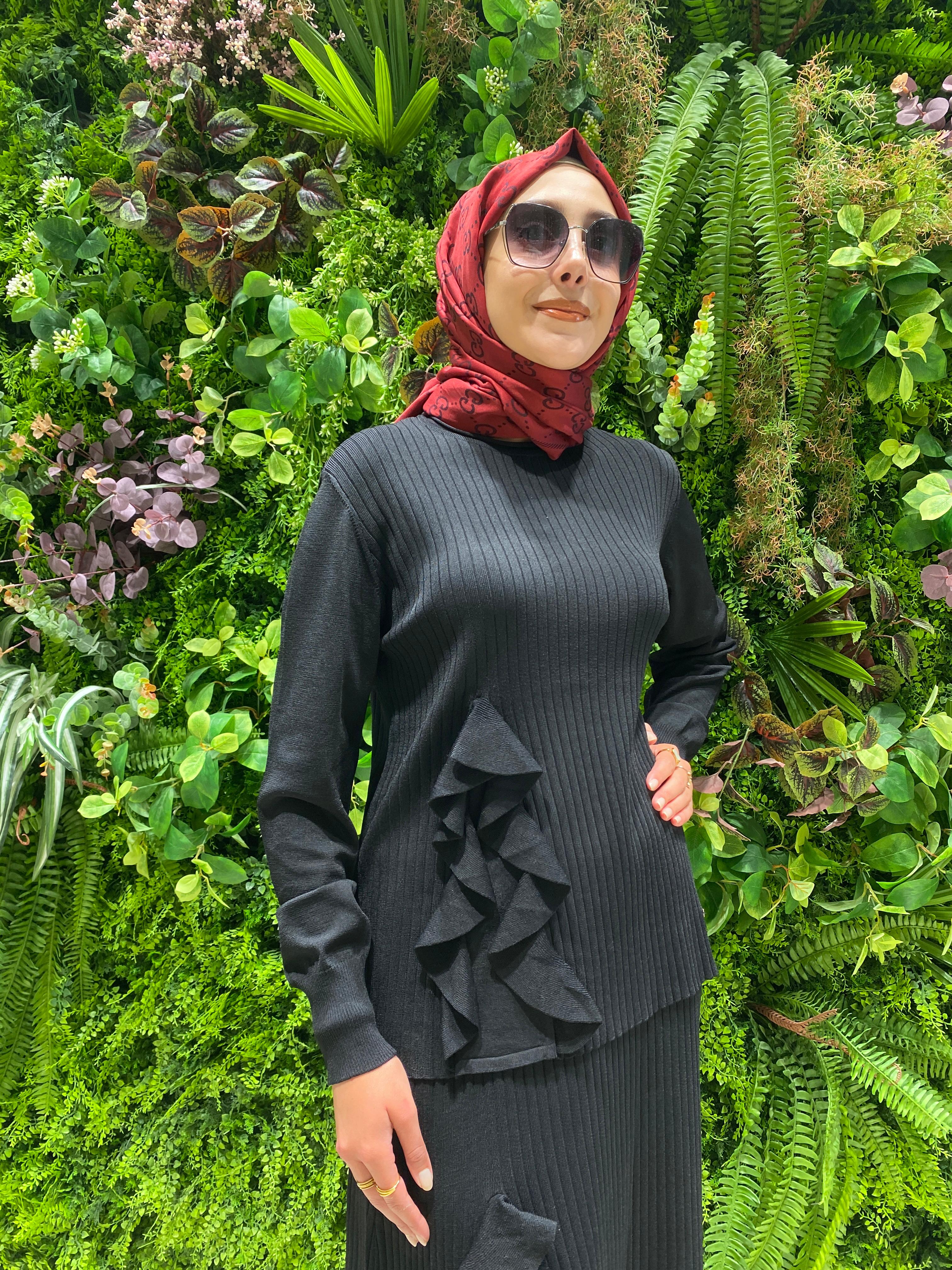 Niliwi Fırfırlı Etekli Triko Takım