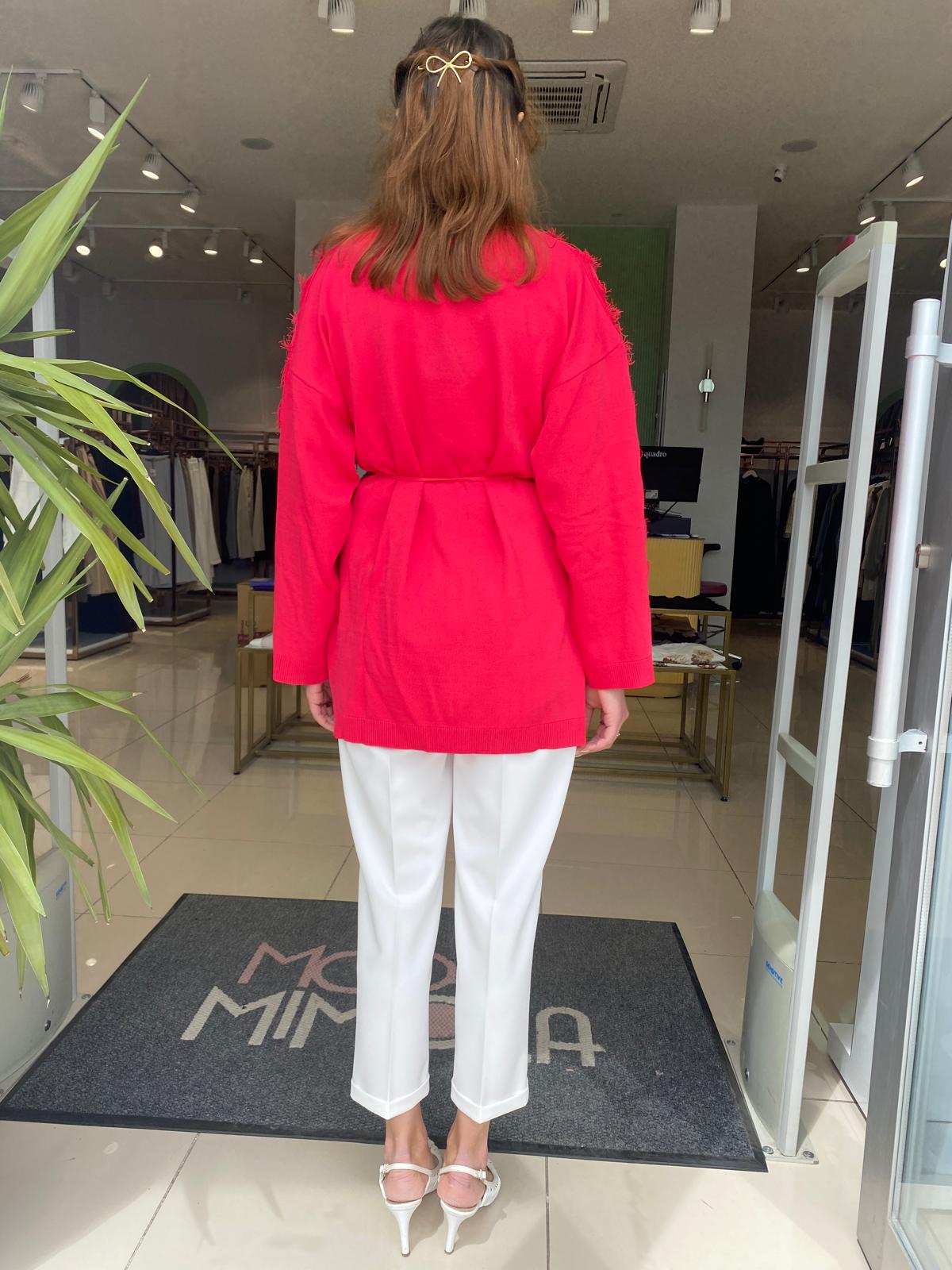 Ghisa Püskül Detay Hırka