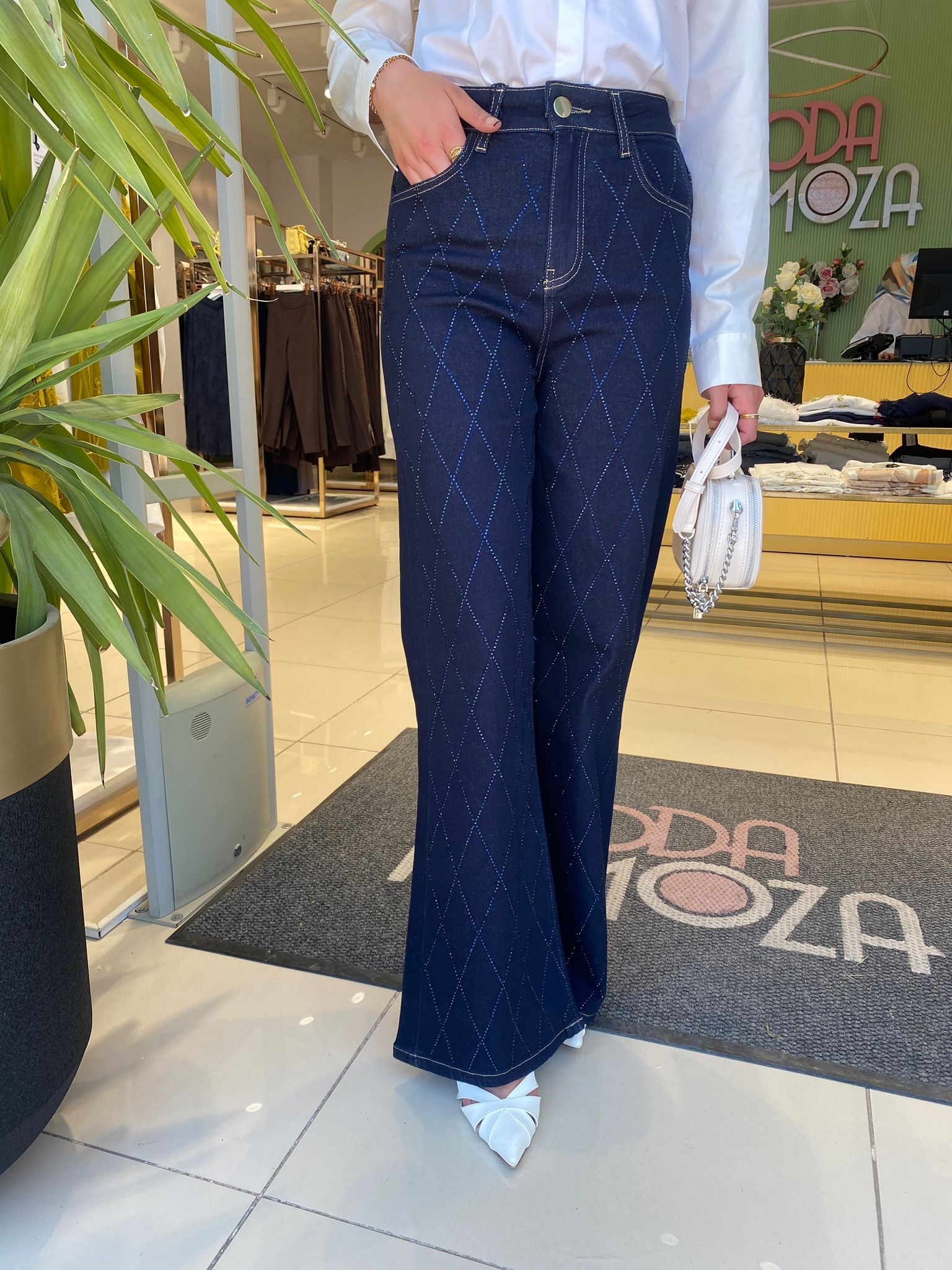 Ghisa Baklava Dilimi Denim Pantolon