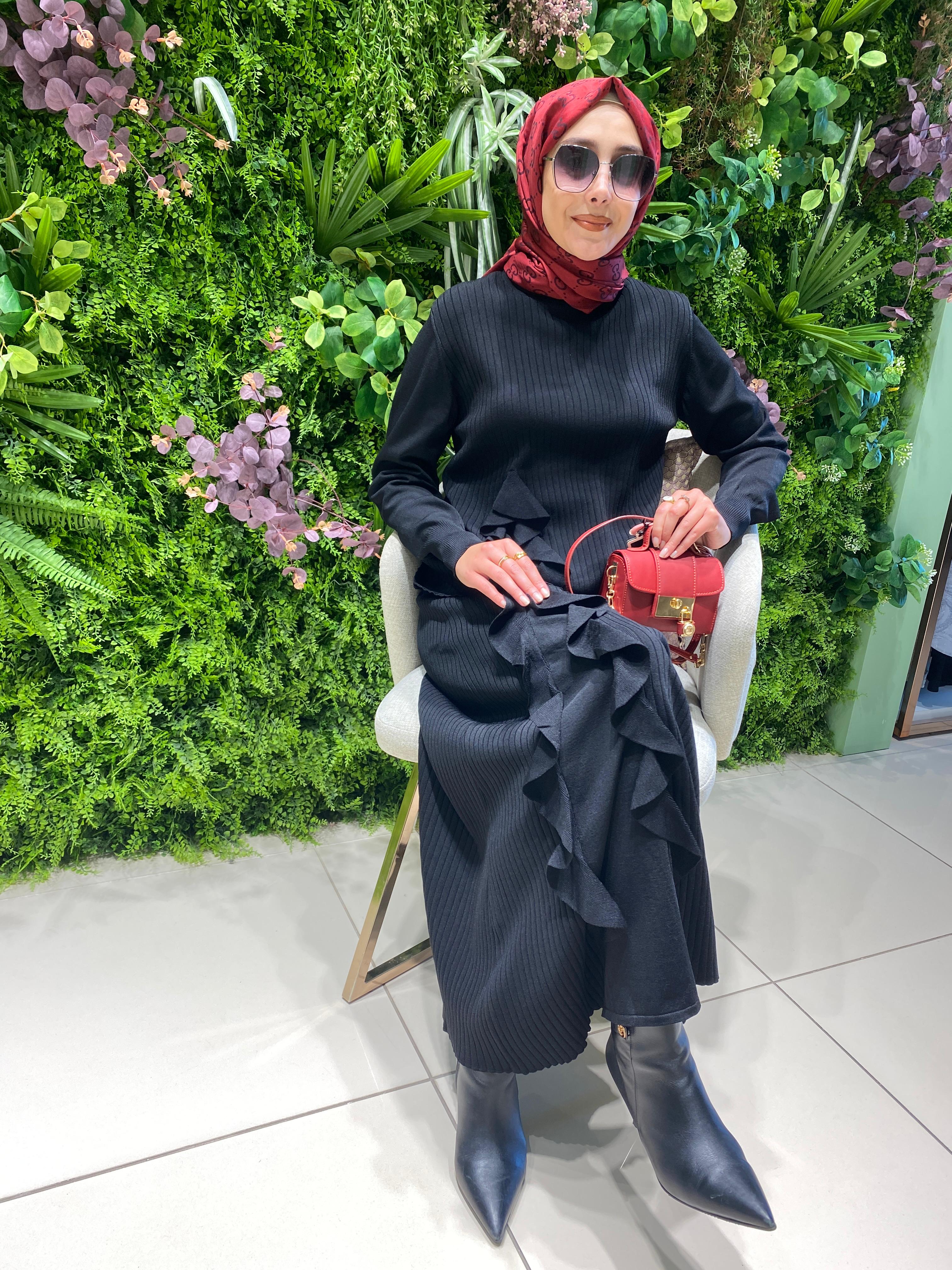 Niliwi Fırfırlı Etekli Triko Takım