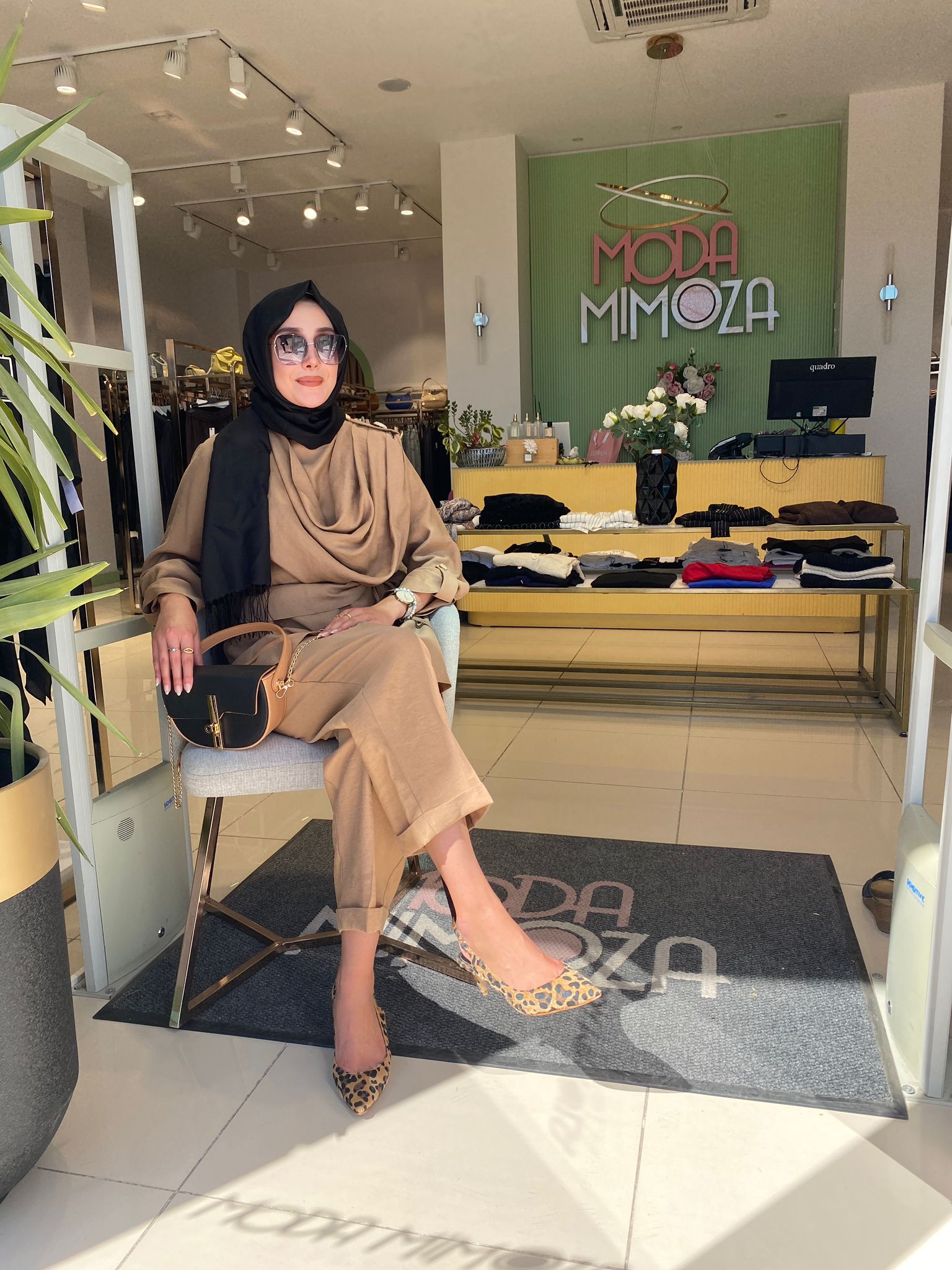 My312 Omzu Düğmeli Takım