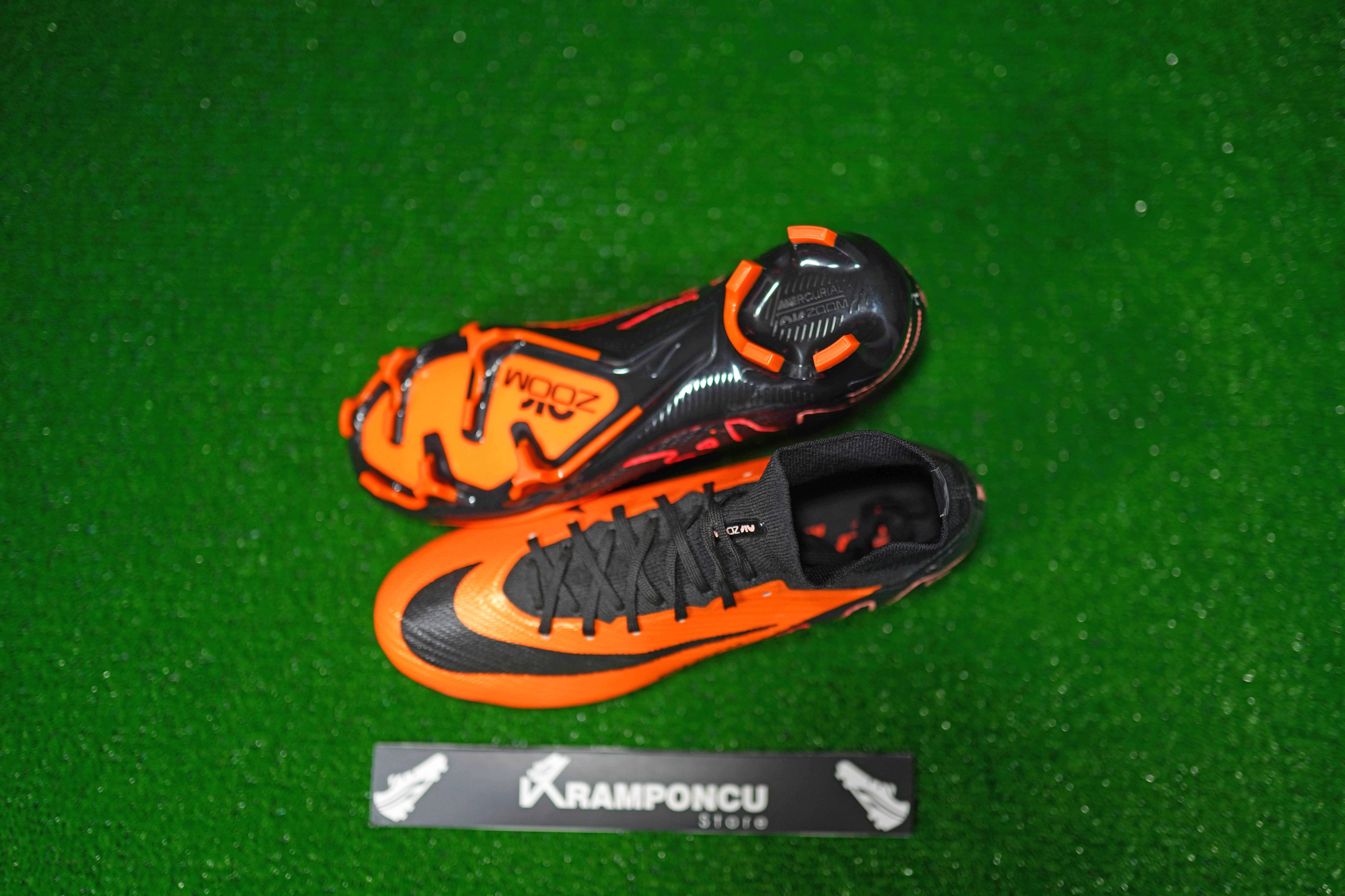 Ni̇ke Turuncu-si̇yah Ai̇r Zoom Mercuri̇al Superfly Eli̇te Bi̇lekli̇