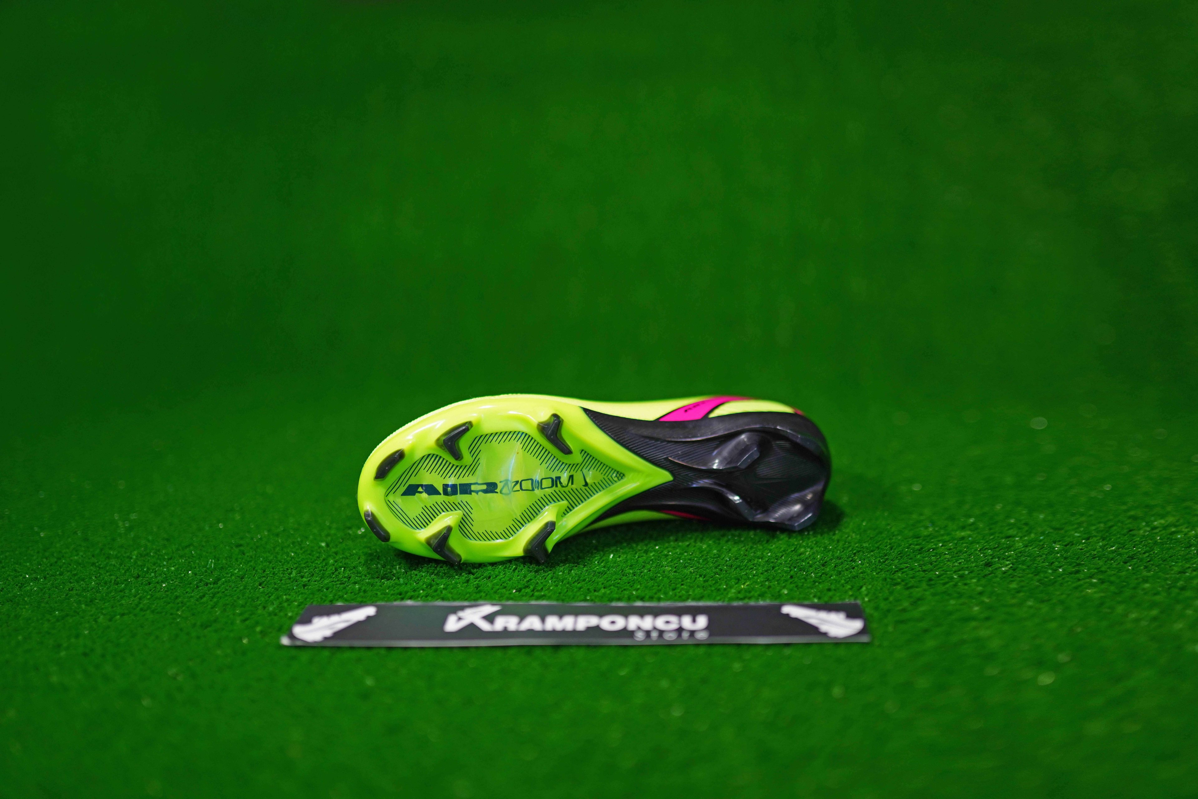 Ni̇ke Yeşi̇l-pembe Ai̇r Zoom Mercuri̇al Superfly 16 Eli̇te Bi̇leksi̇z