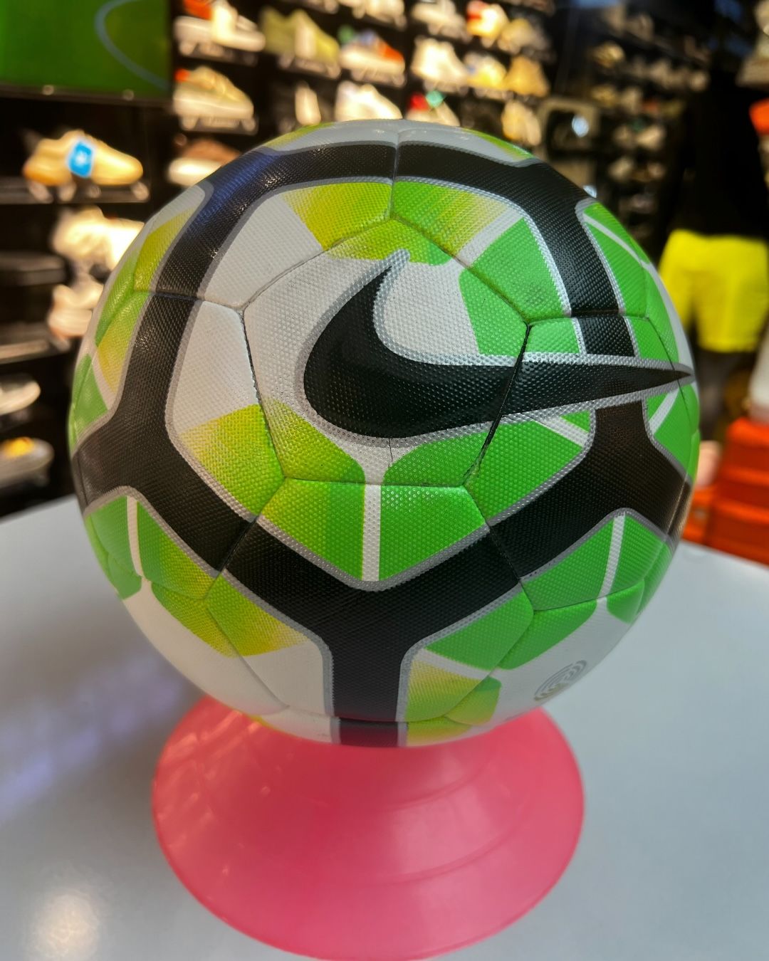 Nike Premier Futbol Topu