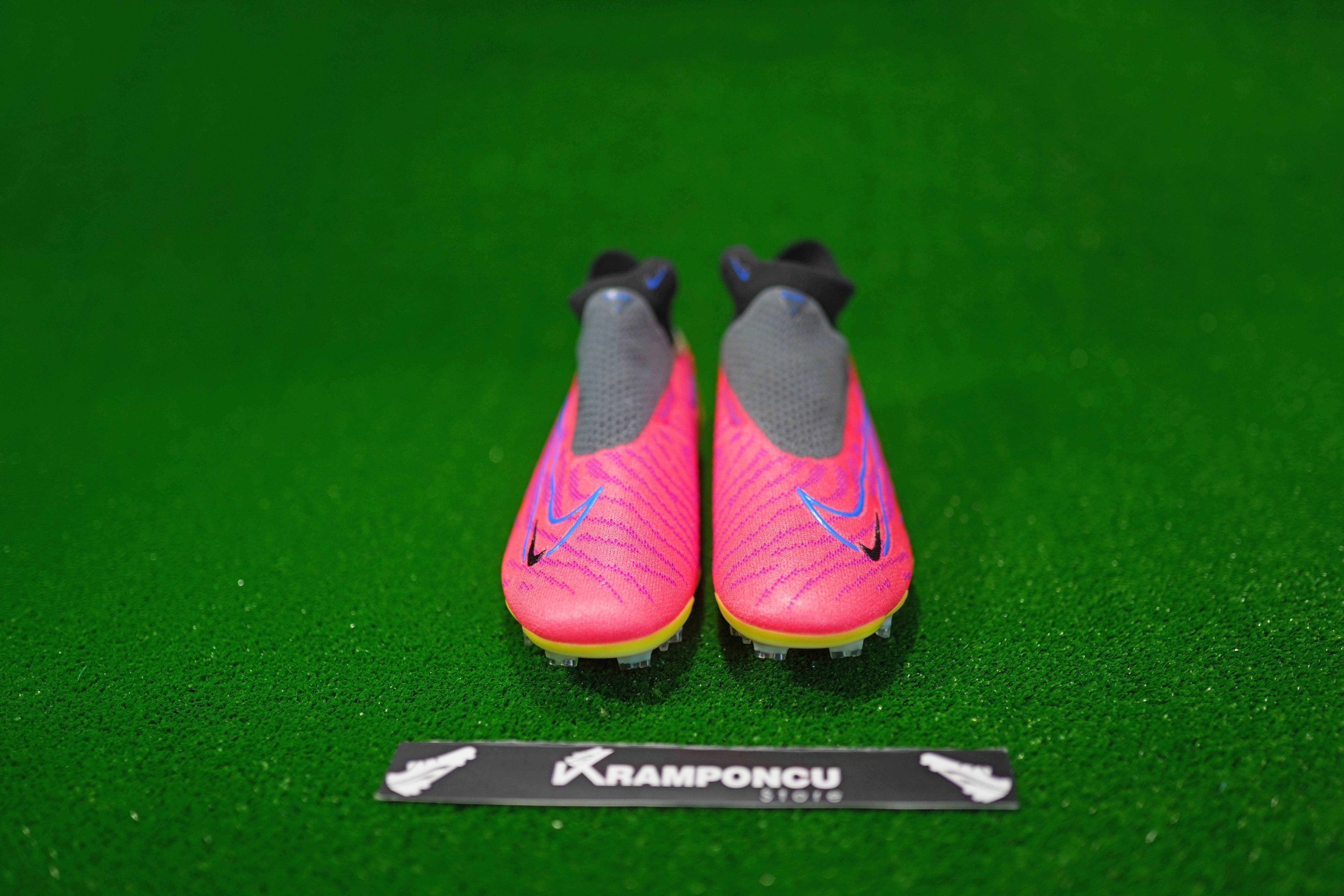 Ni̇ke Pembe Gi̇zli̇ Bağcikli Phantom GX FG Eli̇te Bi̇lekli̇