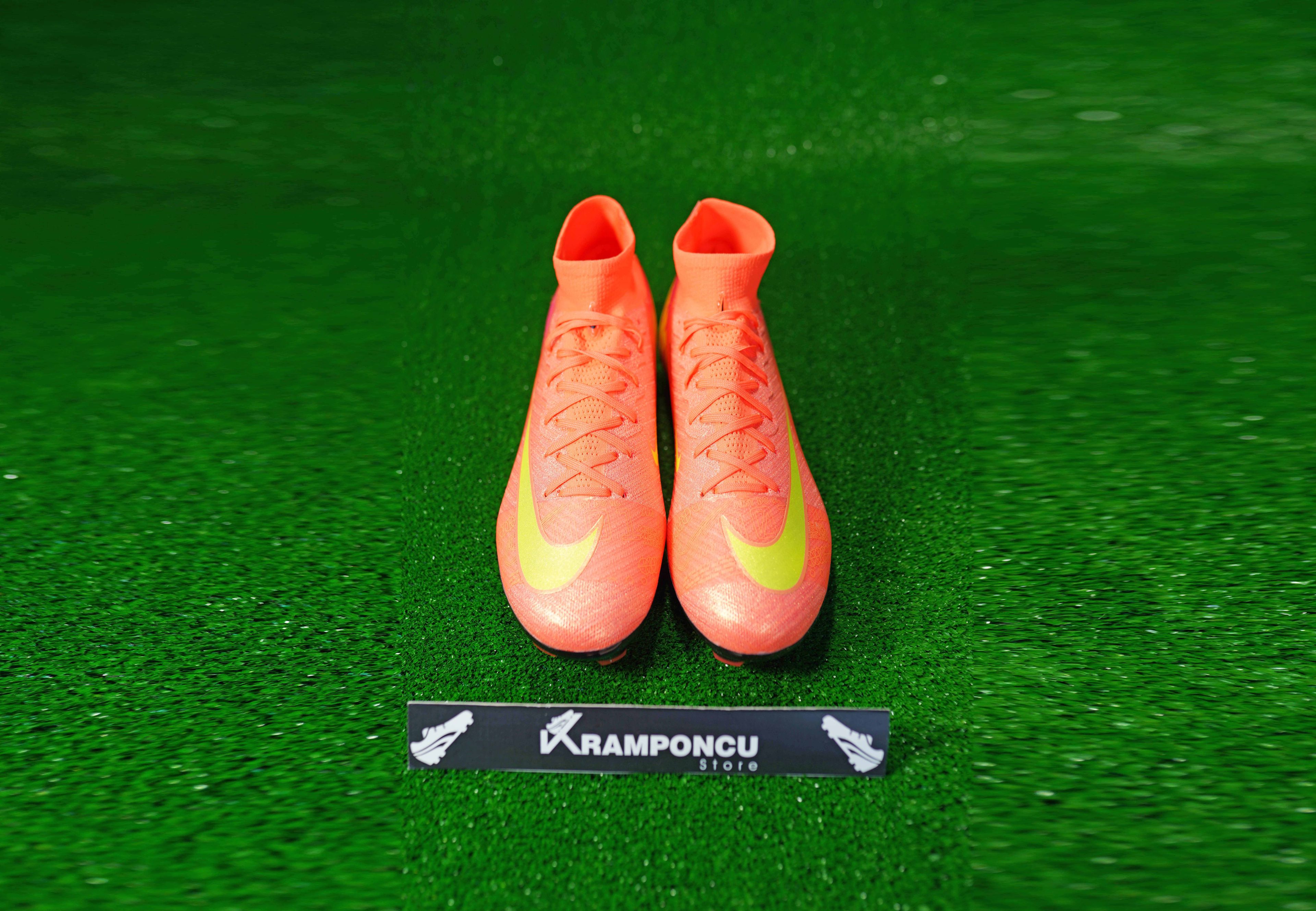 Ni̇ke Bi̇lekli̇ Ai̇r Zoom Mercuri̇al Superfly Eli̇te Nar Çi̇çeği̇