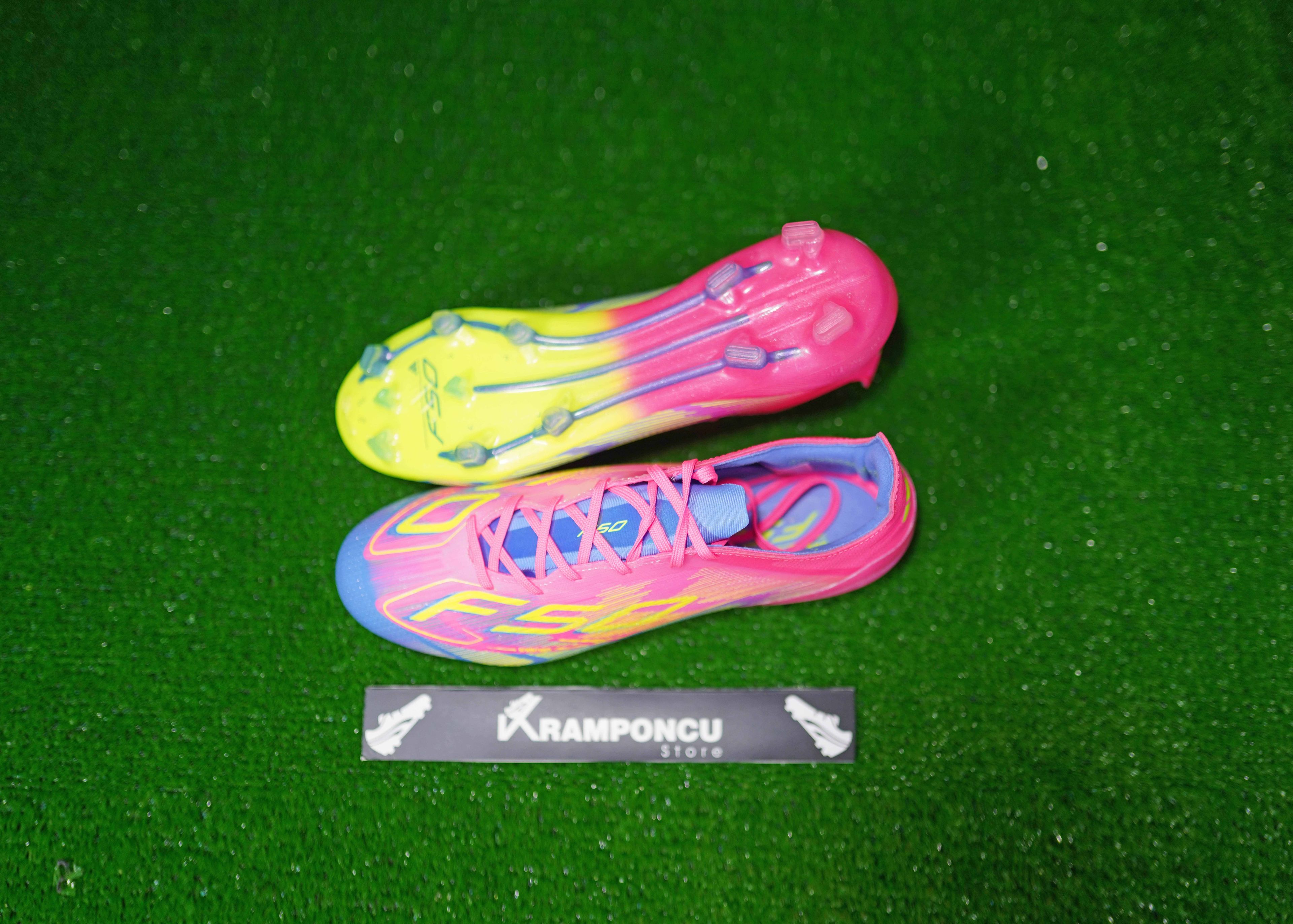 Adi̇das Pembe F50 Eli̇te Fg