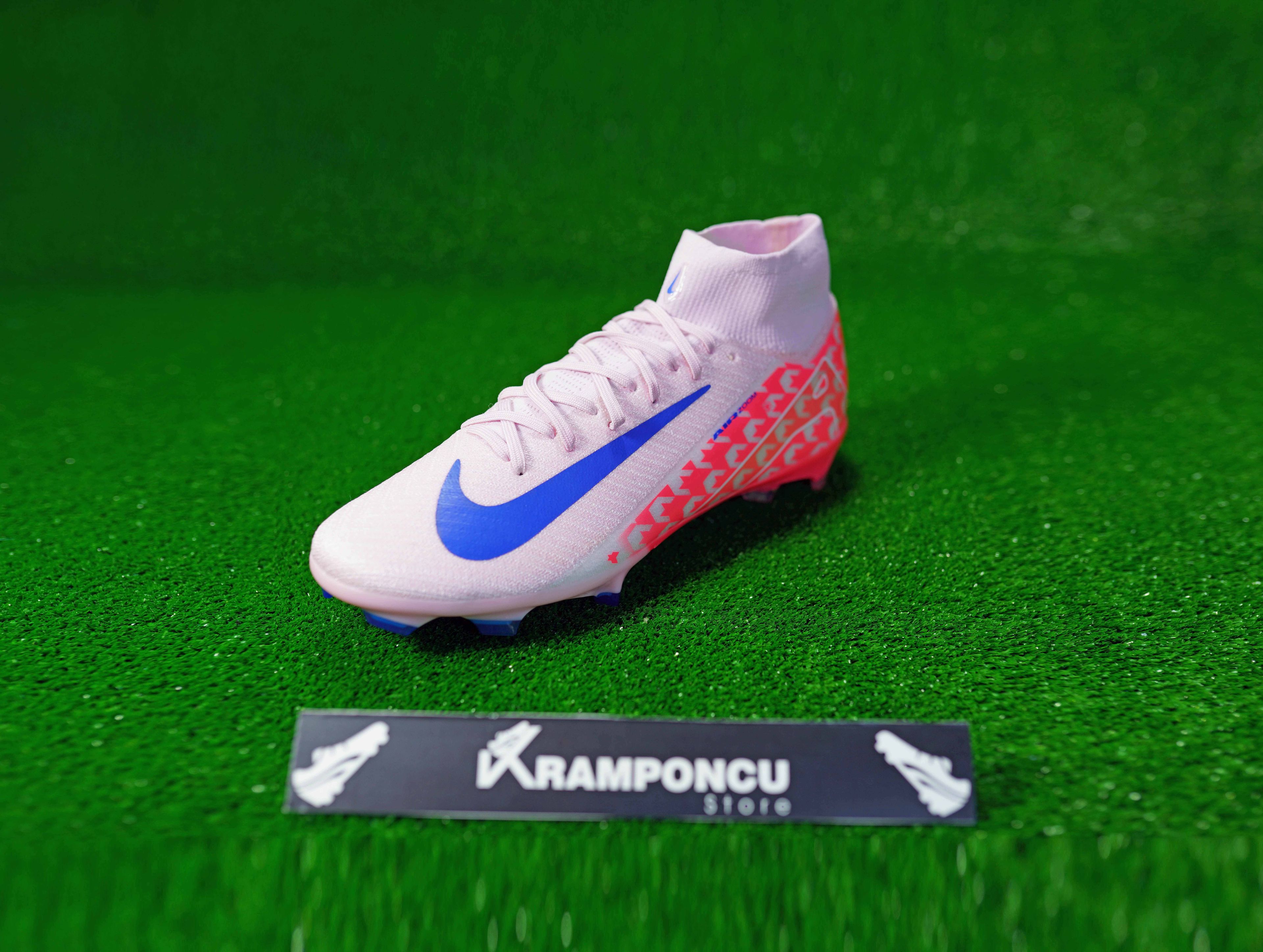 Ni̇ke Bi̇lekli̇ Ai̇r Zoom Si̇mli̇ Açik Pembe Mavi̇ Mercuri̇al Eli̇te
