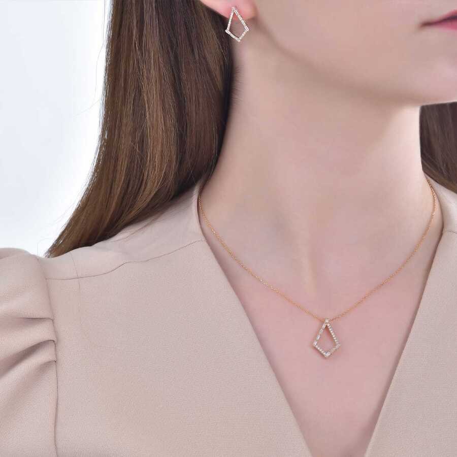 0.34 Carat Diamond Baguette Necklace