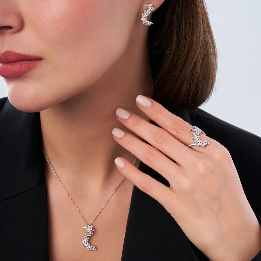 0.74 Carat Diamond Trend Earrings