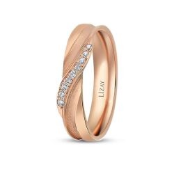 Rose Gold Wedding Band