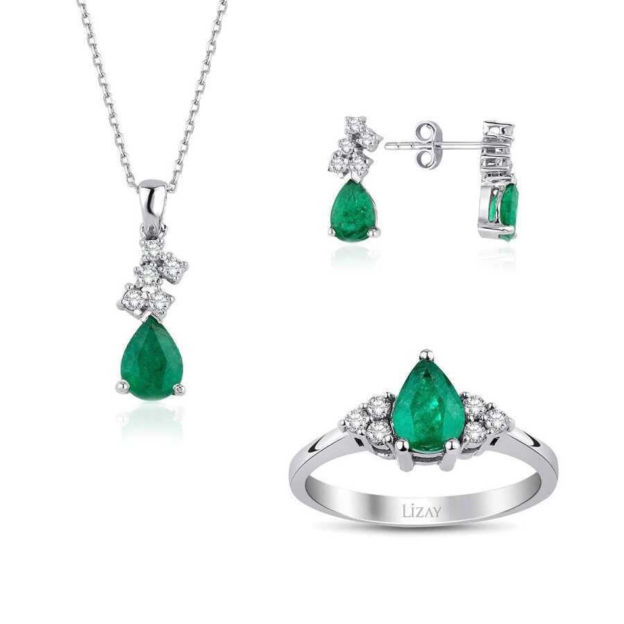 2.89 Carat Diamond Emerald Set