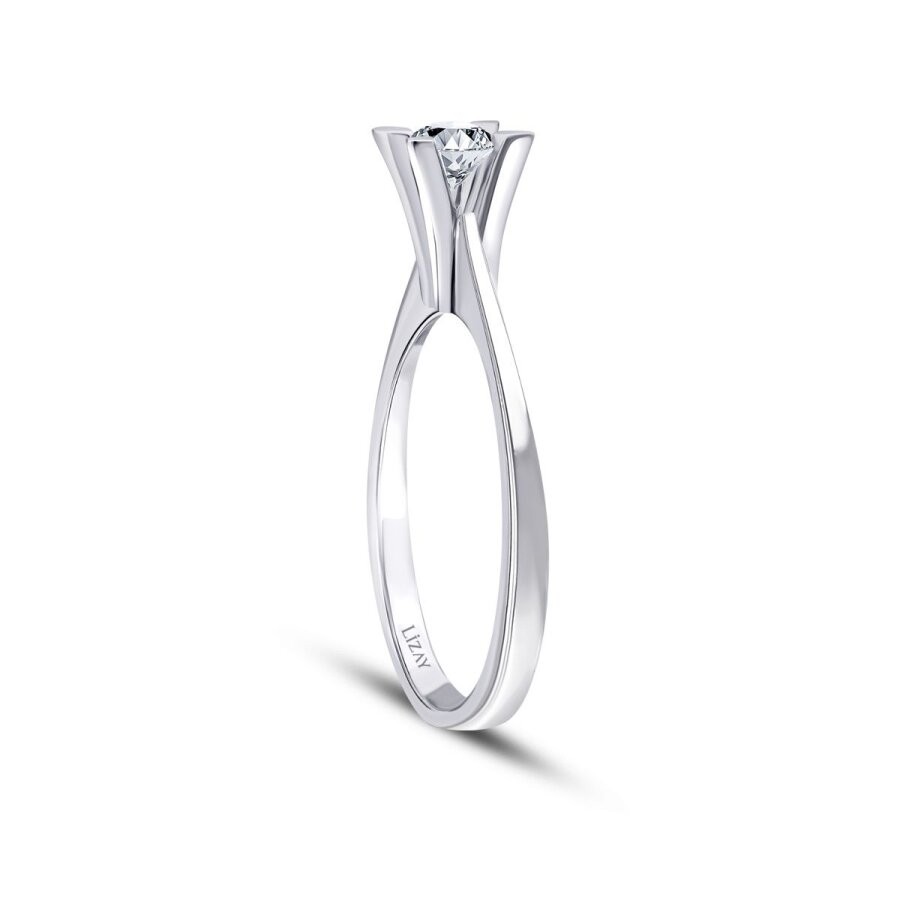 0.30 Carat Diamond Round Solitaire Ring