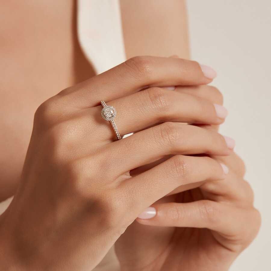 0.43 Carat Diamond Round Solitaire Engagement Ring
