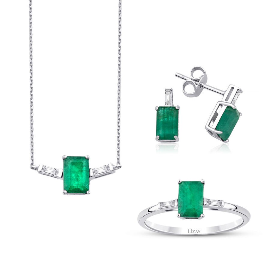 2.47 Carat Diamond Emerald Set