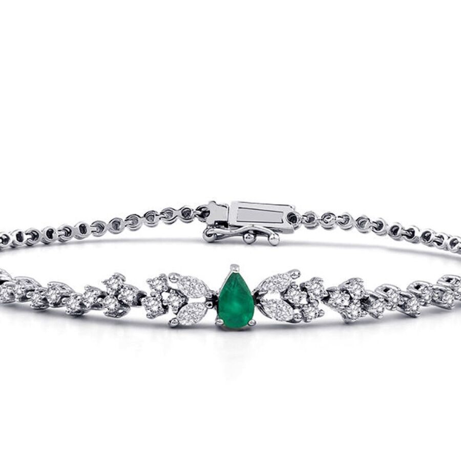 1.24 Carat Diamond Emerald Bracelet