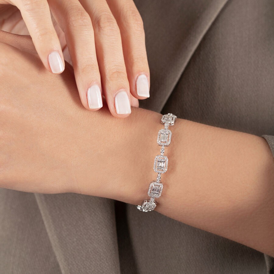 2.94 Carat Diamond Baguette Bracelet
