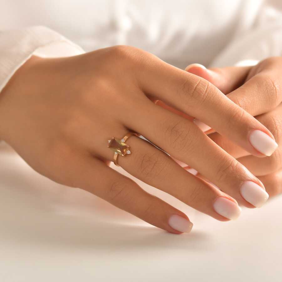 1.98 Carat Diamond Zultanit Ring