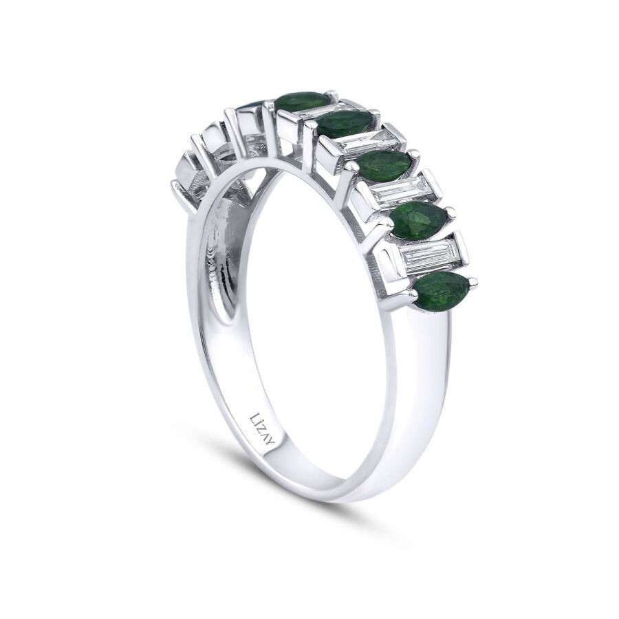 0.86 Carat Diamond Emerald Ring