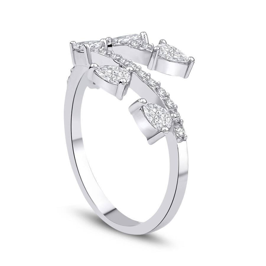 0.73 Carat Diamond Trend Ring