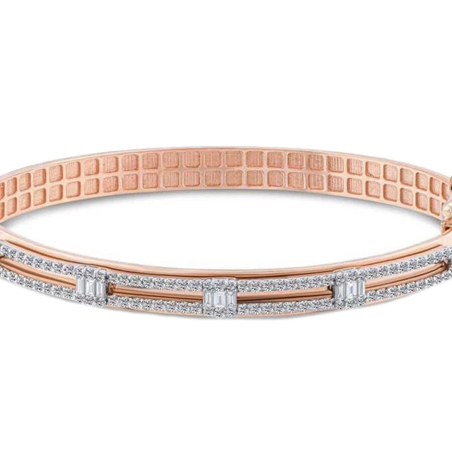 1.07 Carat Diamond Baguette Bangle