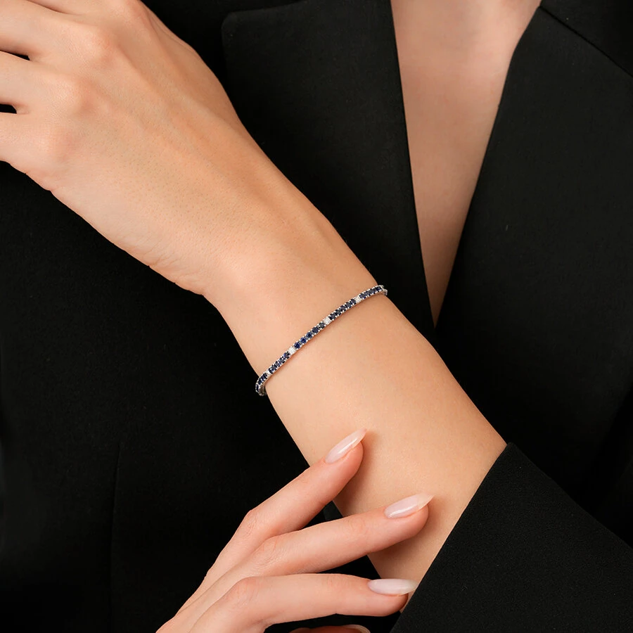 4.34 Carat Diamond Sapphire Bracelet